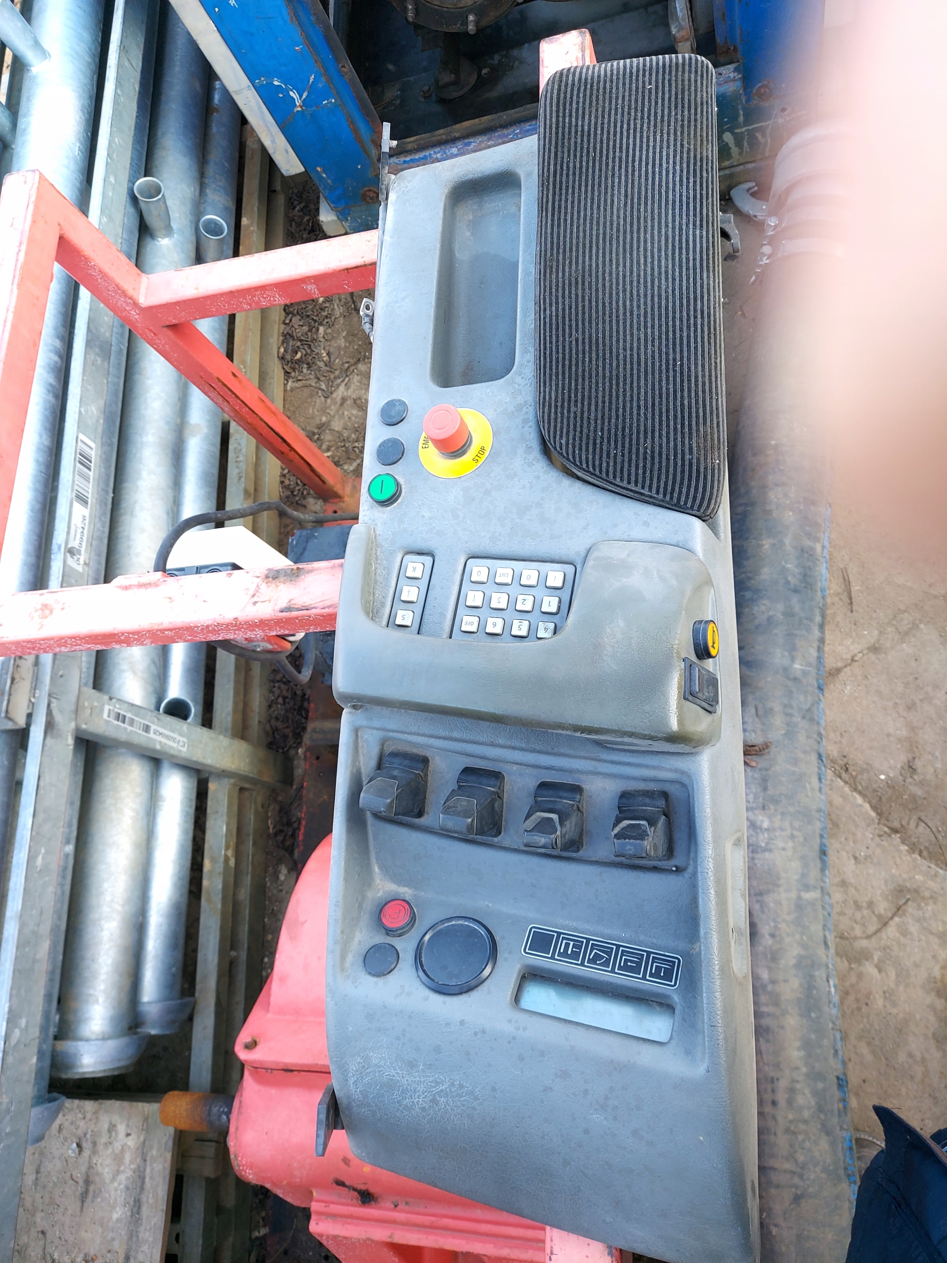 D32407b6437e9b7c8c0801ed0b7e