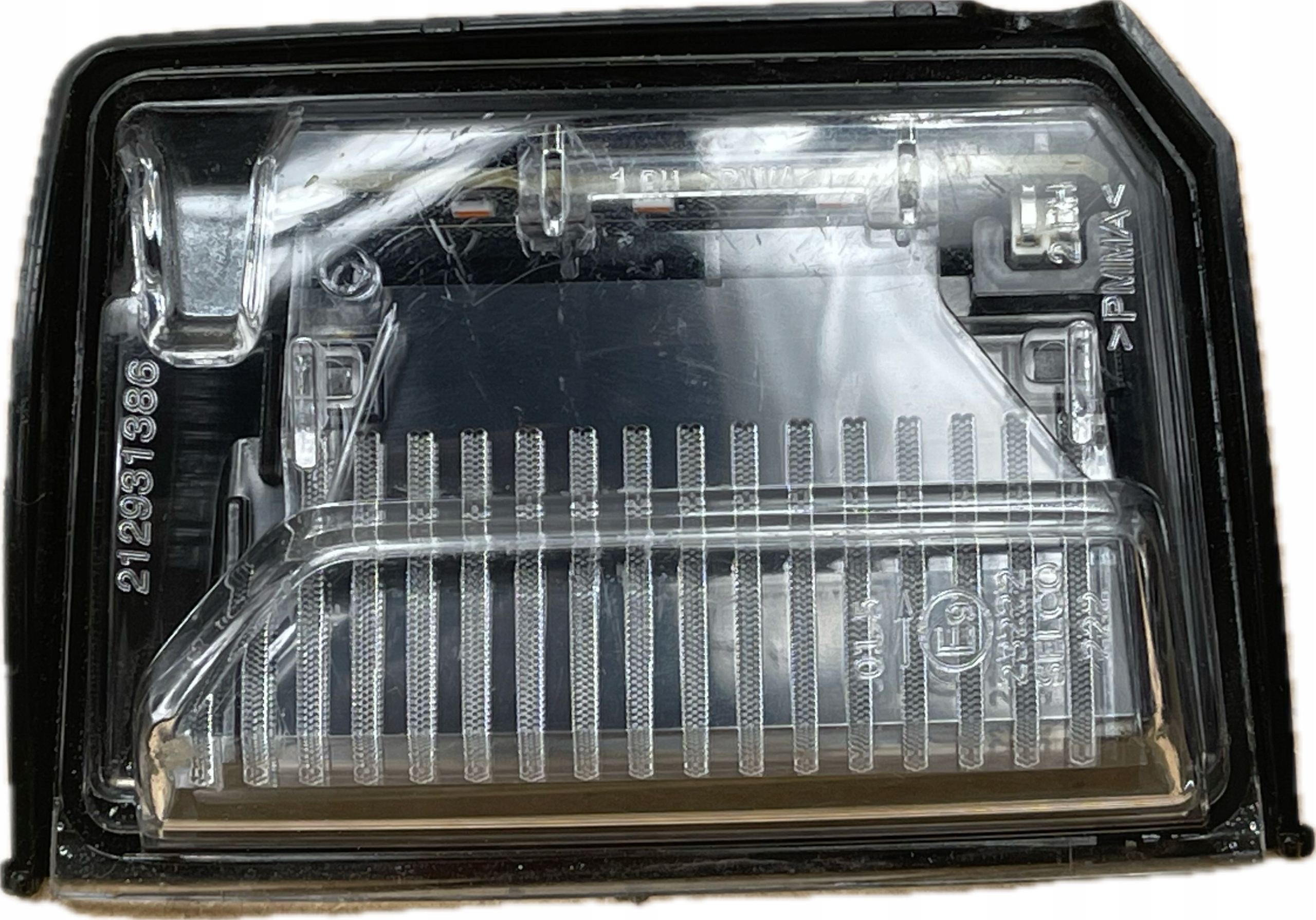 RENAULT TRAFIC III LIFT 2019 - indicator mirrors right 261603884R