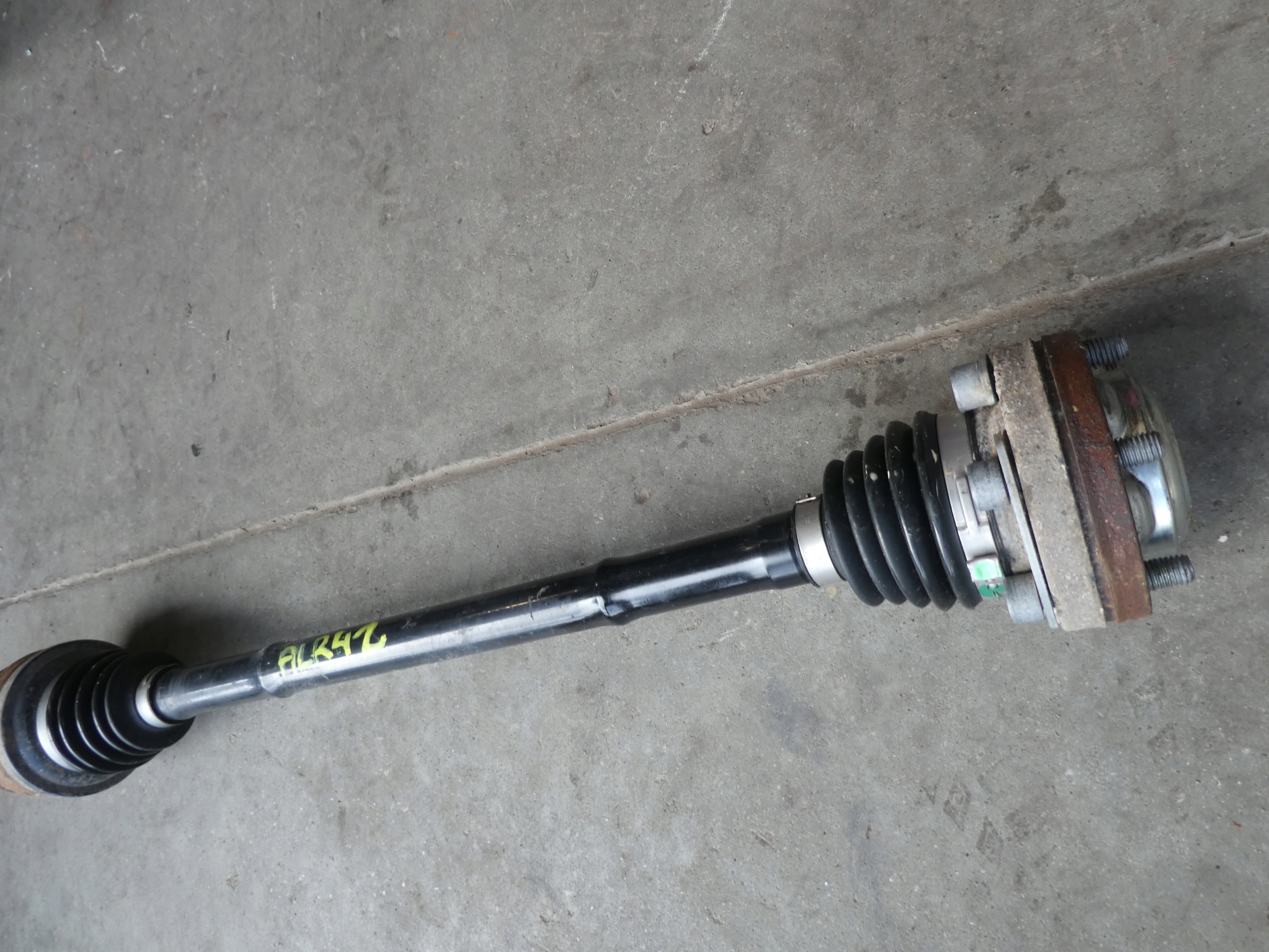 VW T5 2.0 TDI 4MOTION semi-axis right rear part 7E0501202B