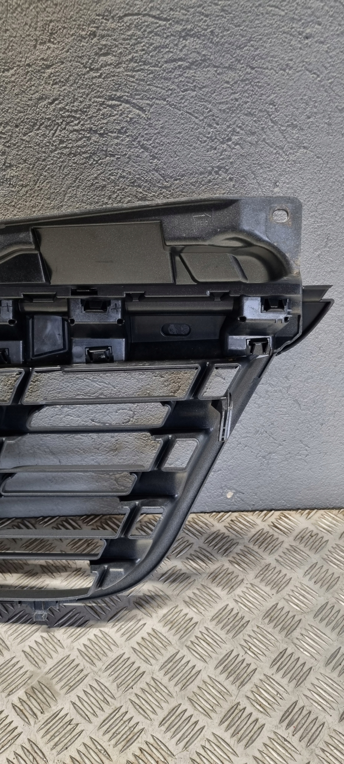 renault MASTER III РЕСТАЙЛИНГ решетка радиатора передняя 623102803R