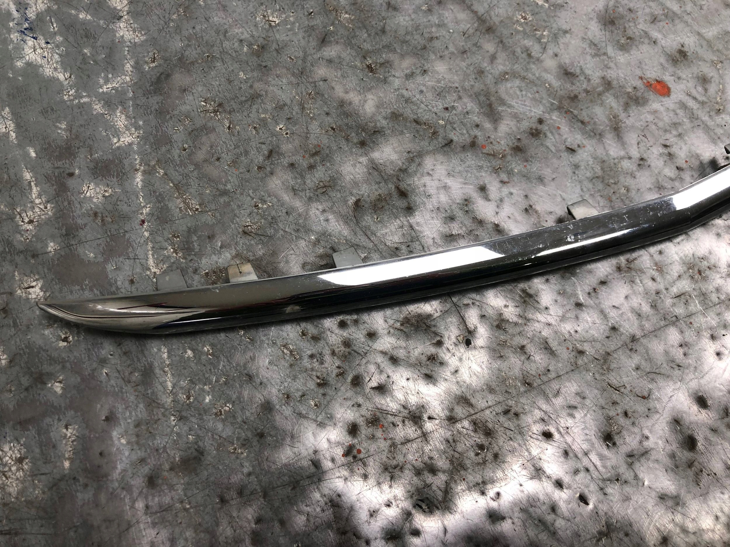 moulding CHROM GRILLA OPEL INSIGNIA A 13264457