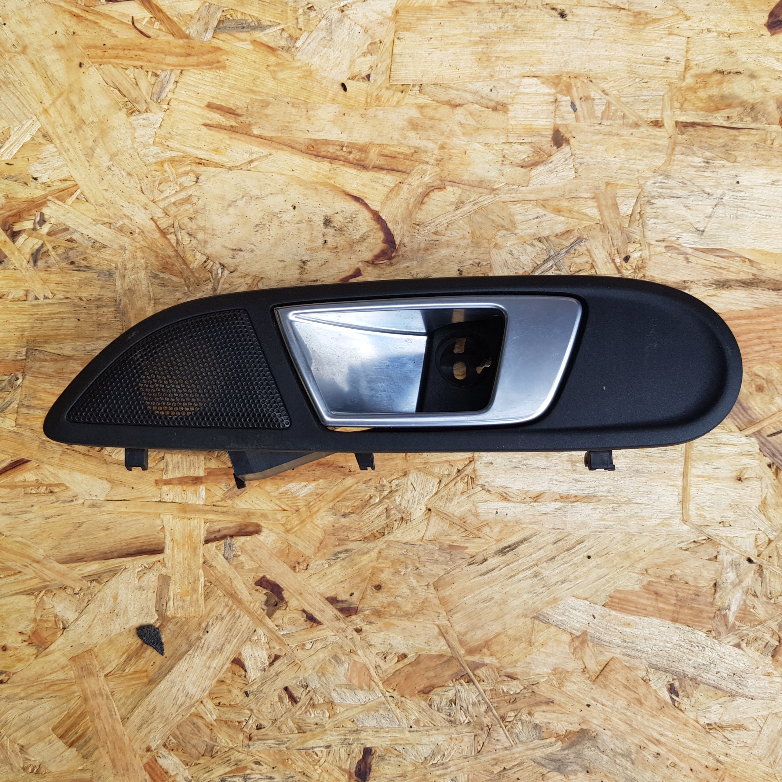 FORD FIESTA MK7 09-17r handle inner left left front