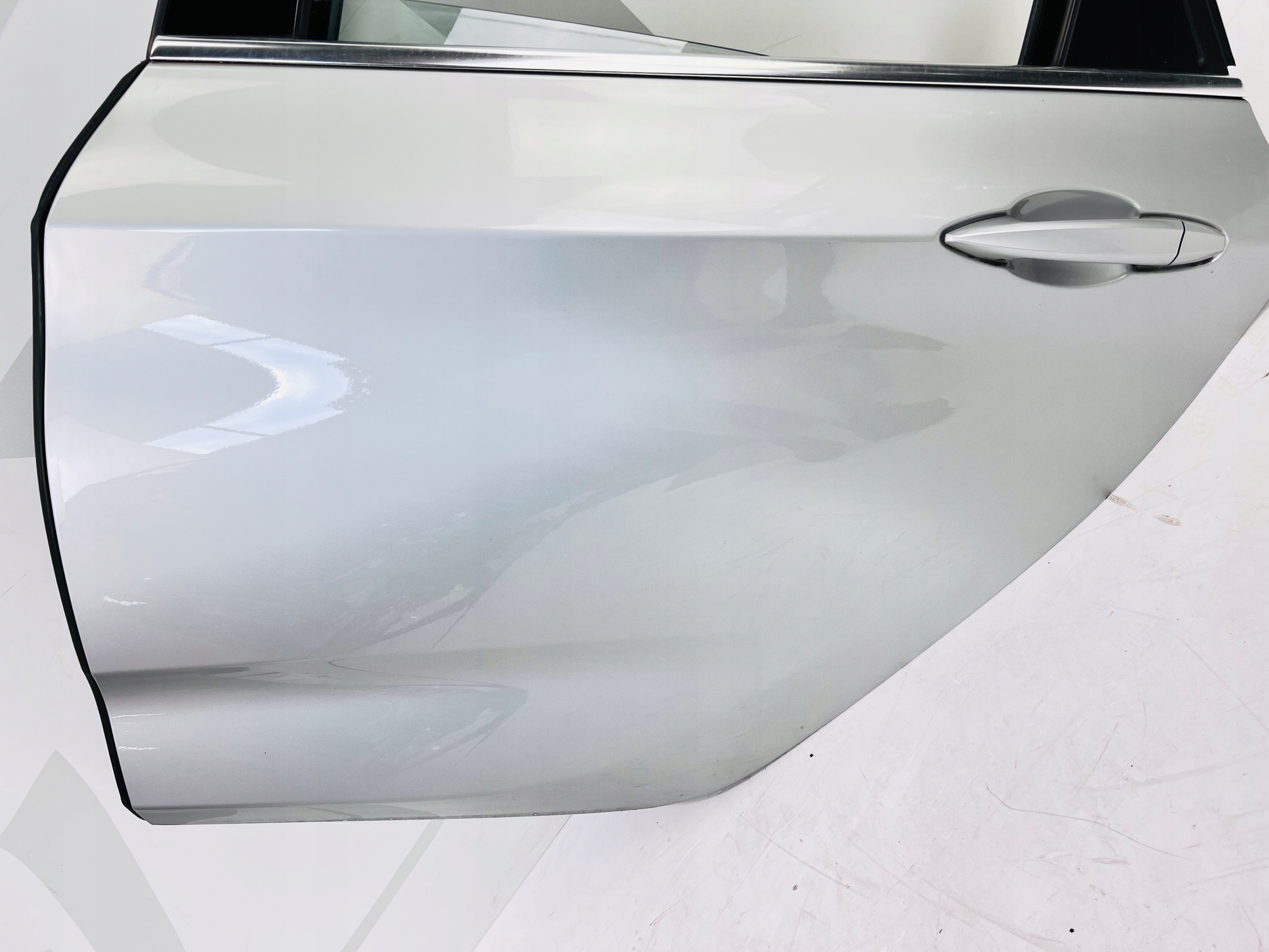 Tür links hinten BMW F45 A83