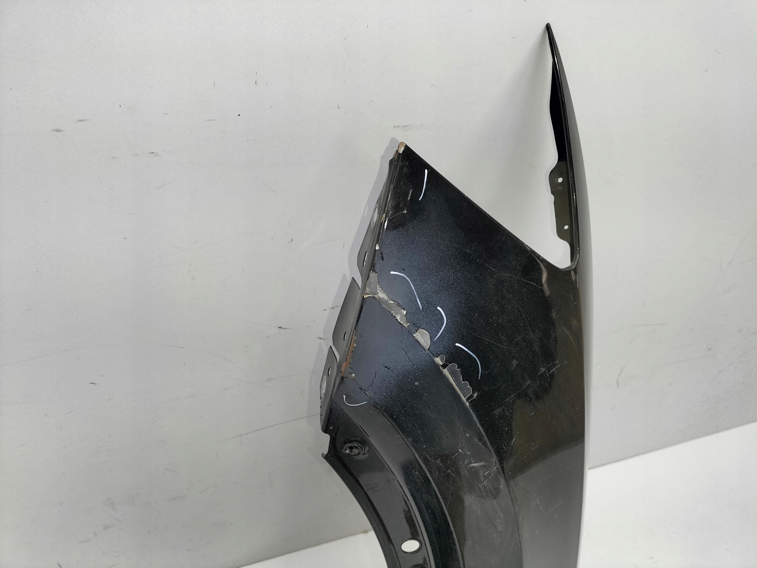 fender front front left AUDI Q2 81A 16