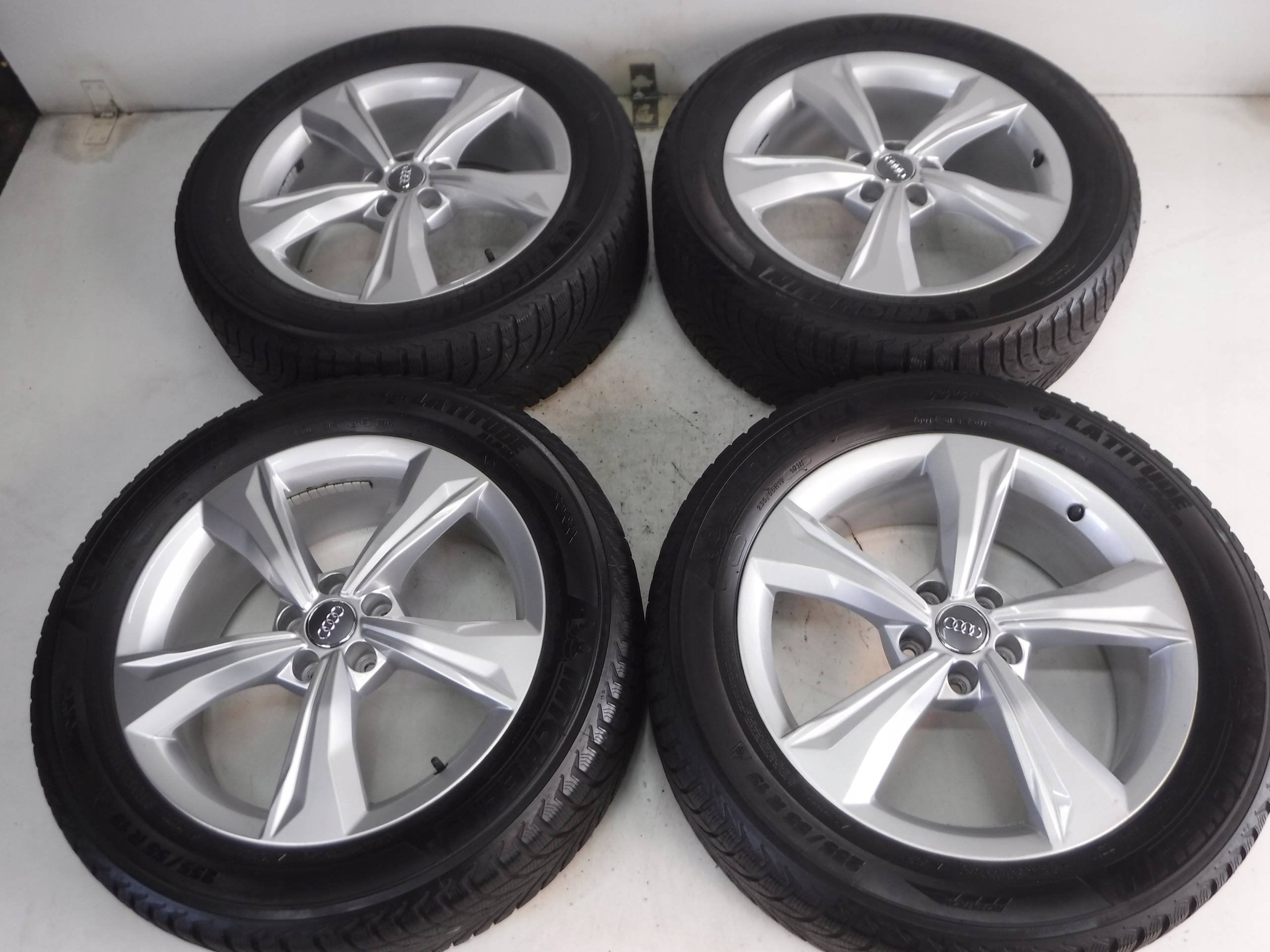 ДИСКИ АЛЮМІНІЙ КОЛЕСА ЗИМОВІ AUDI Q3 Q50a 19 5x112 Et34