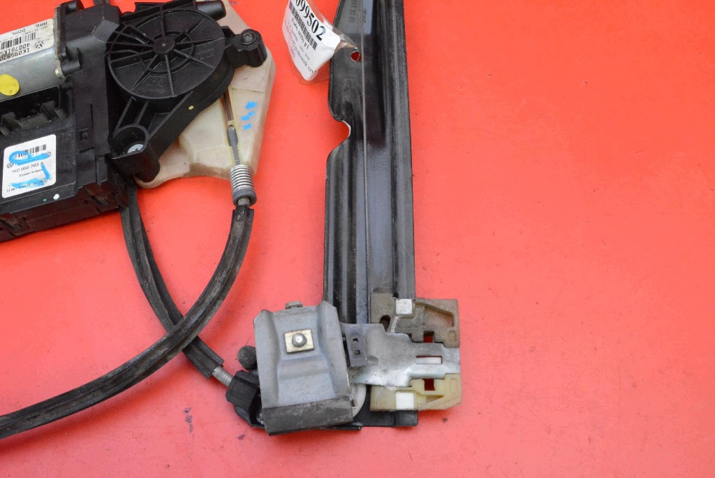 window regulator left front EU 1K0959701B VW TOURAN 1 and 03-06