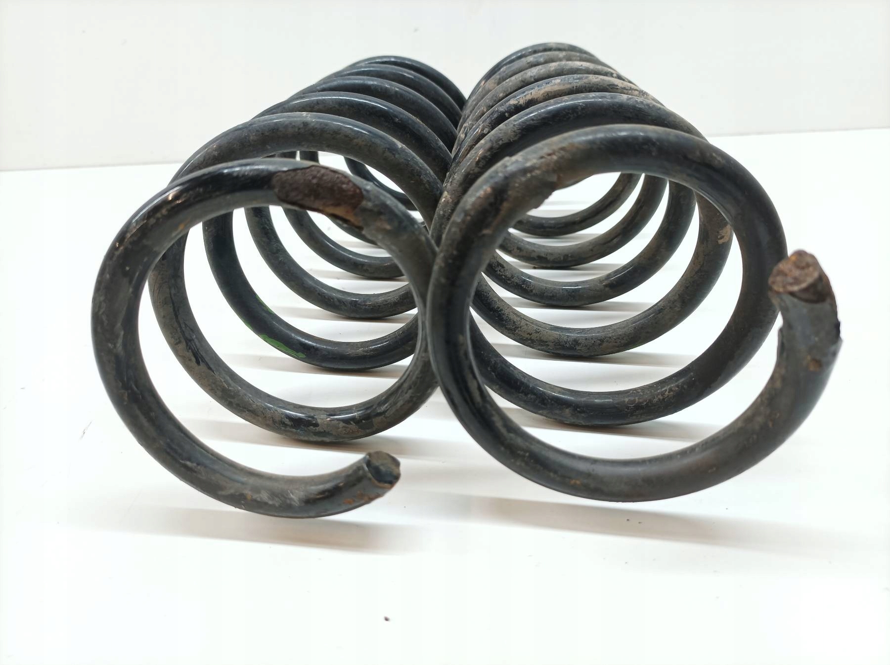 springs rear part left right KOMPLET Renault Kadjar and (2015- )