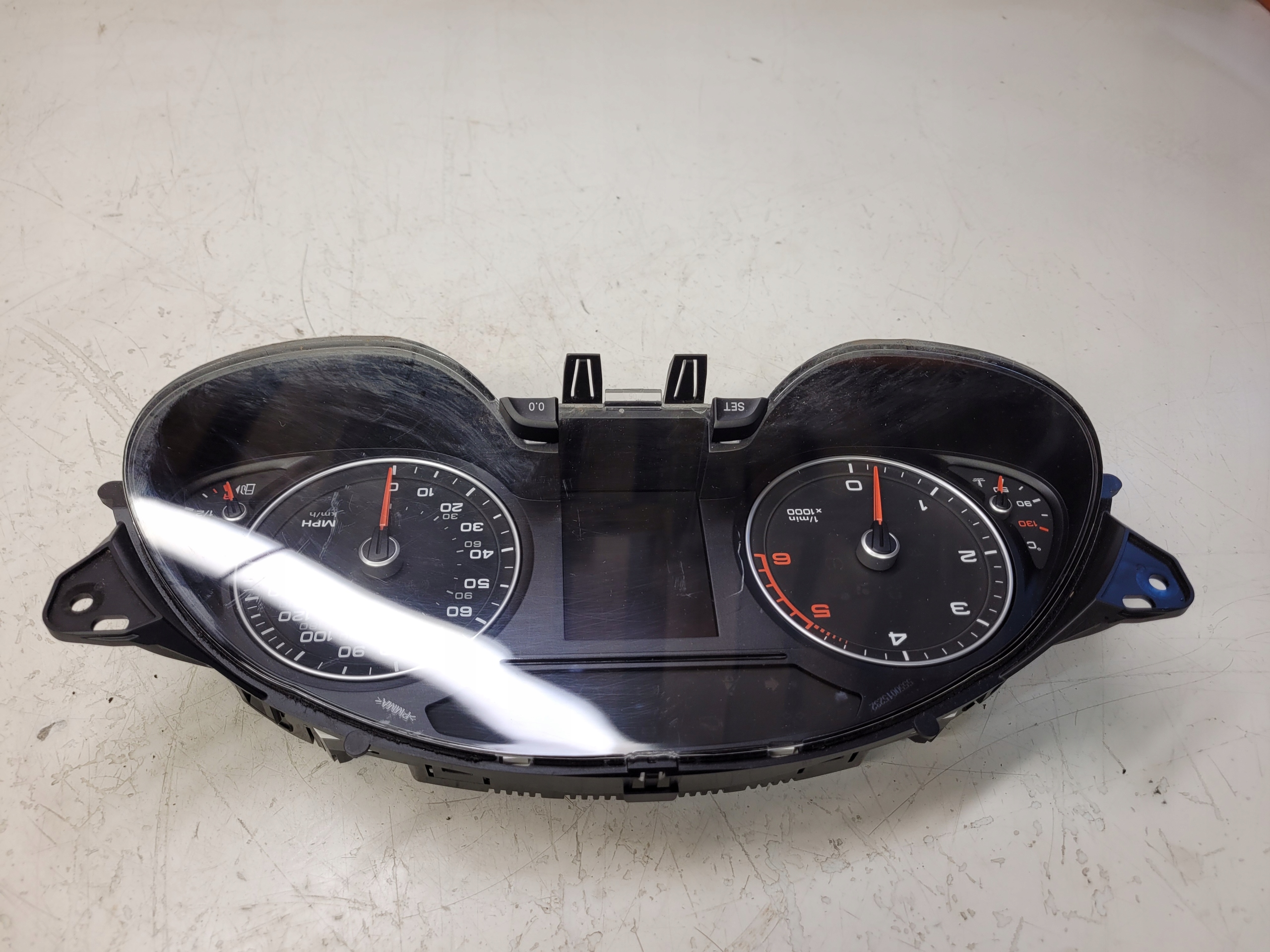 dials dials AUDI A4 B8 LIFT 2.0 TDI 8K0920982E