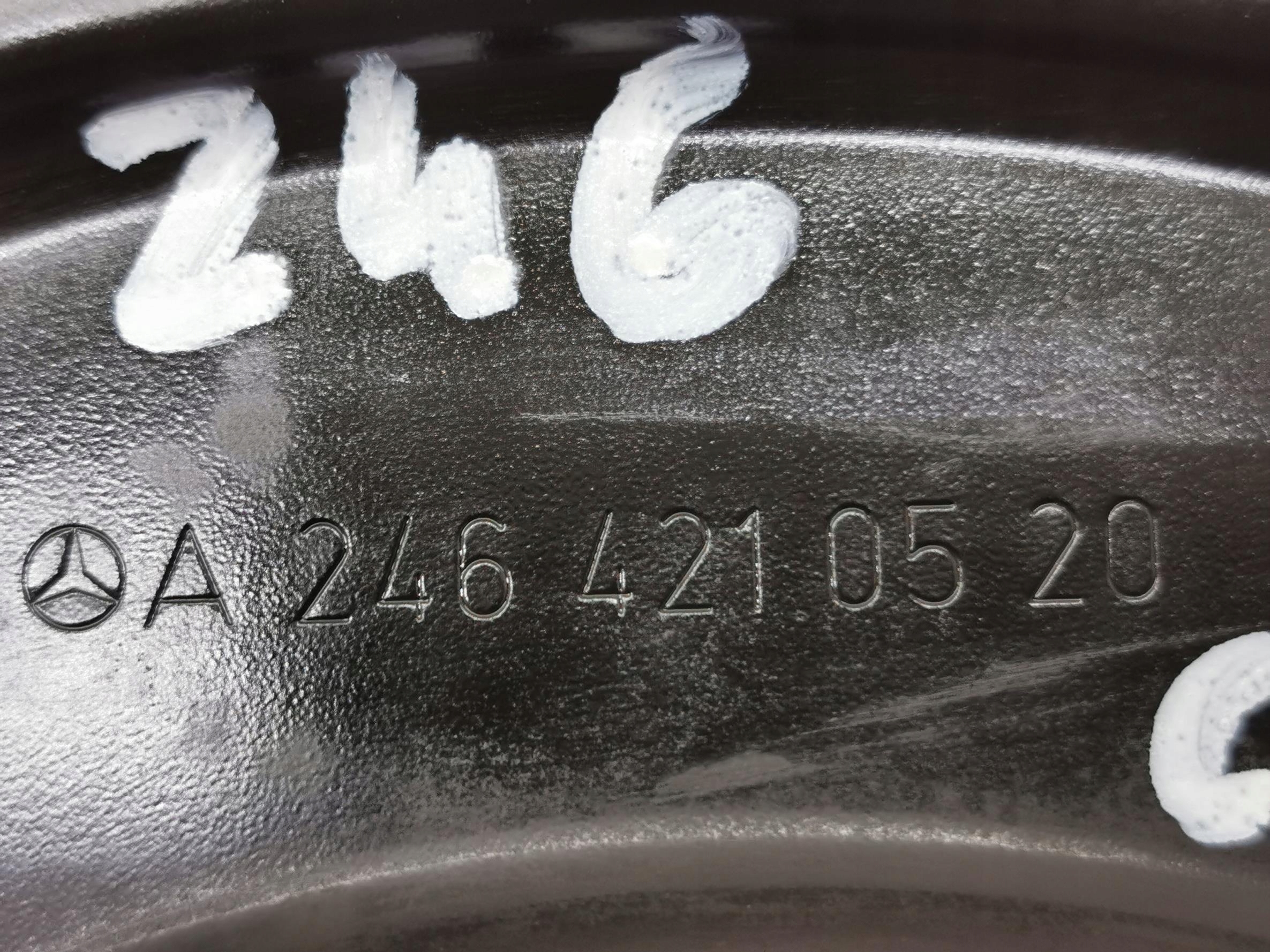 otoč čepu levá MERCEDES B-KLASA W246 1.8CDI