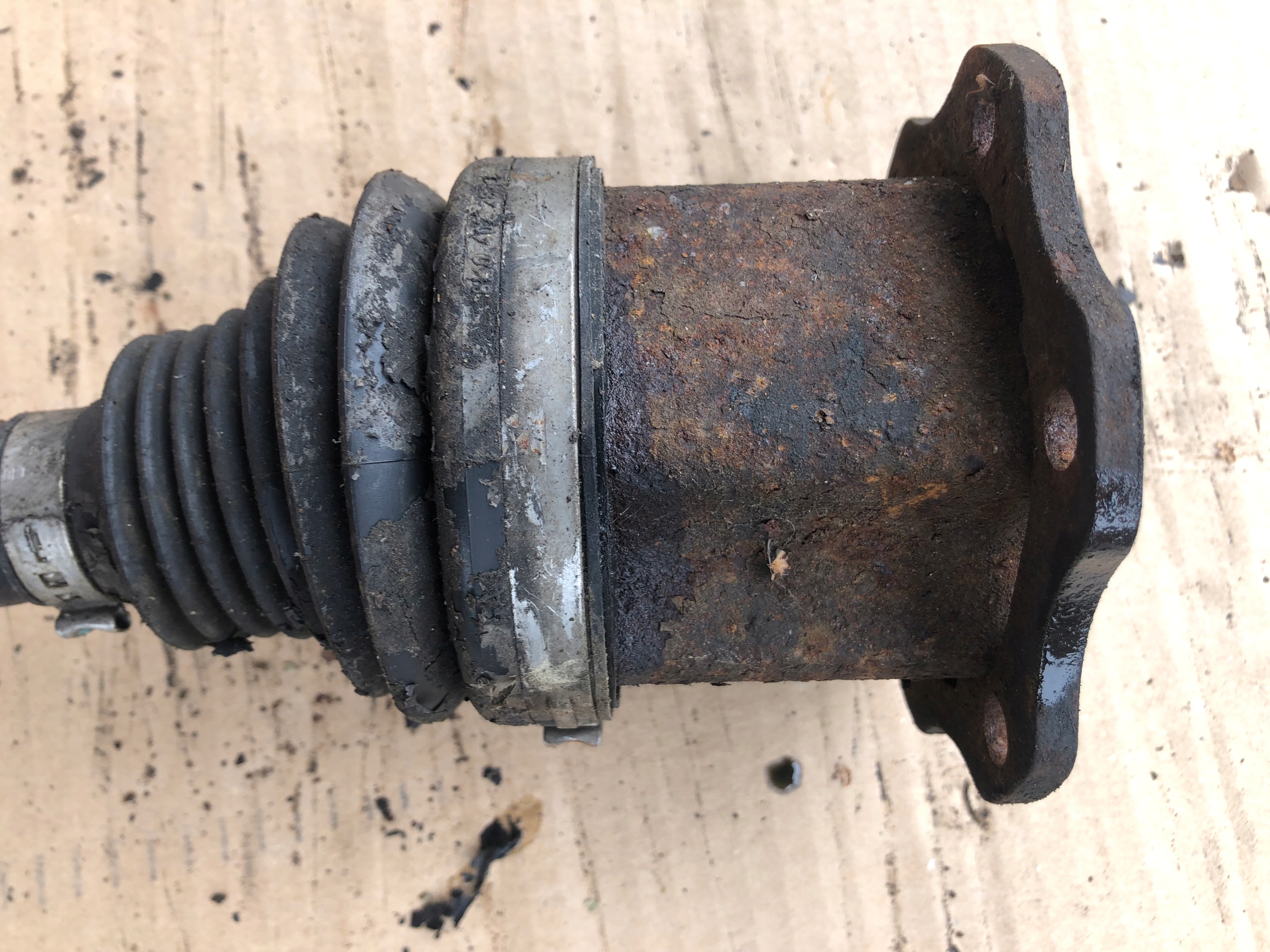 semi-axis left right AUDI A4 B8 8K0407271Q