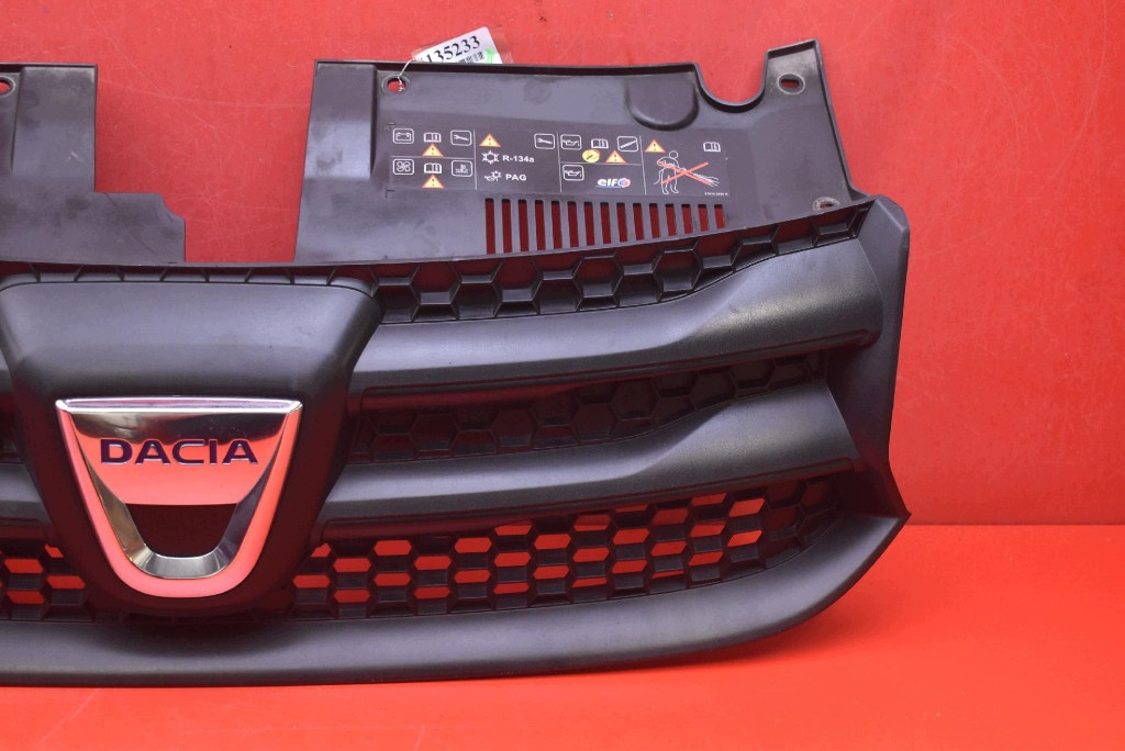 front prekladgrill black 623107634R DACIA SANDERO 2 II 13-16