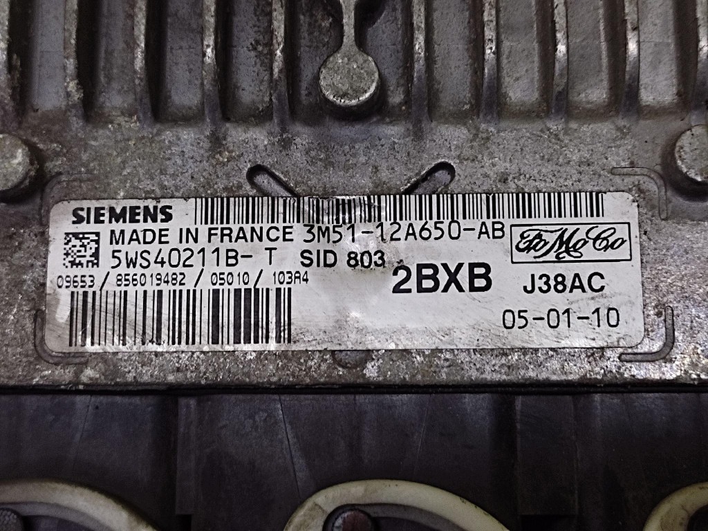 FORD C-MAX control unit of the engine 3M5112A650AB