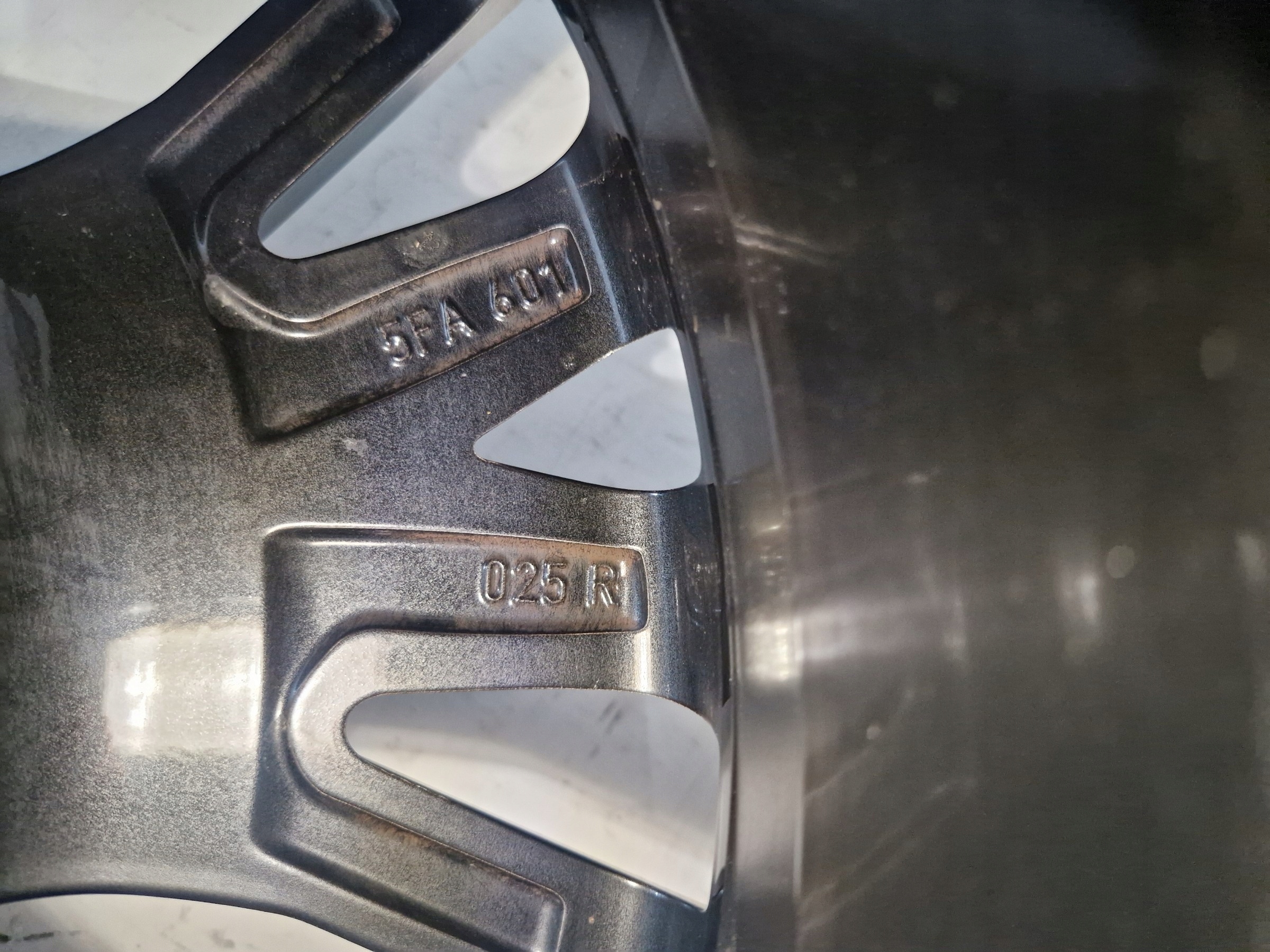 * disk hliníkový SEAT OE CUPRA LEON 8.0" x 19" 5x112 ET 49