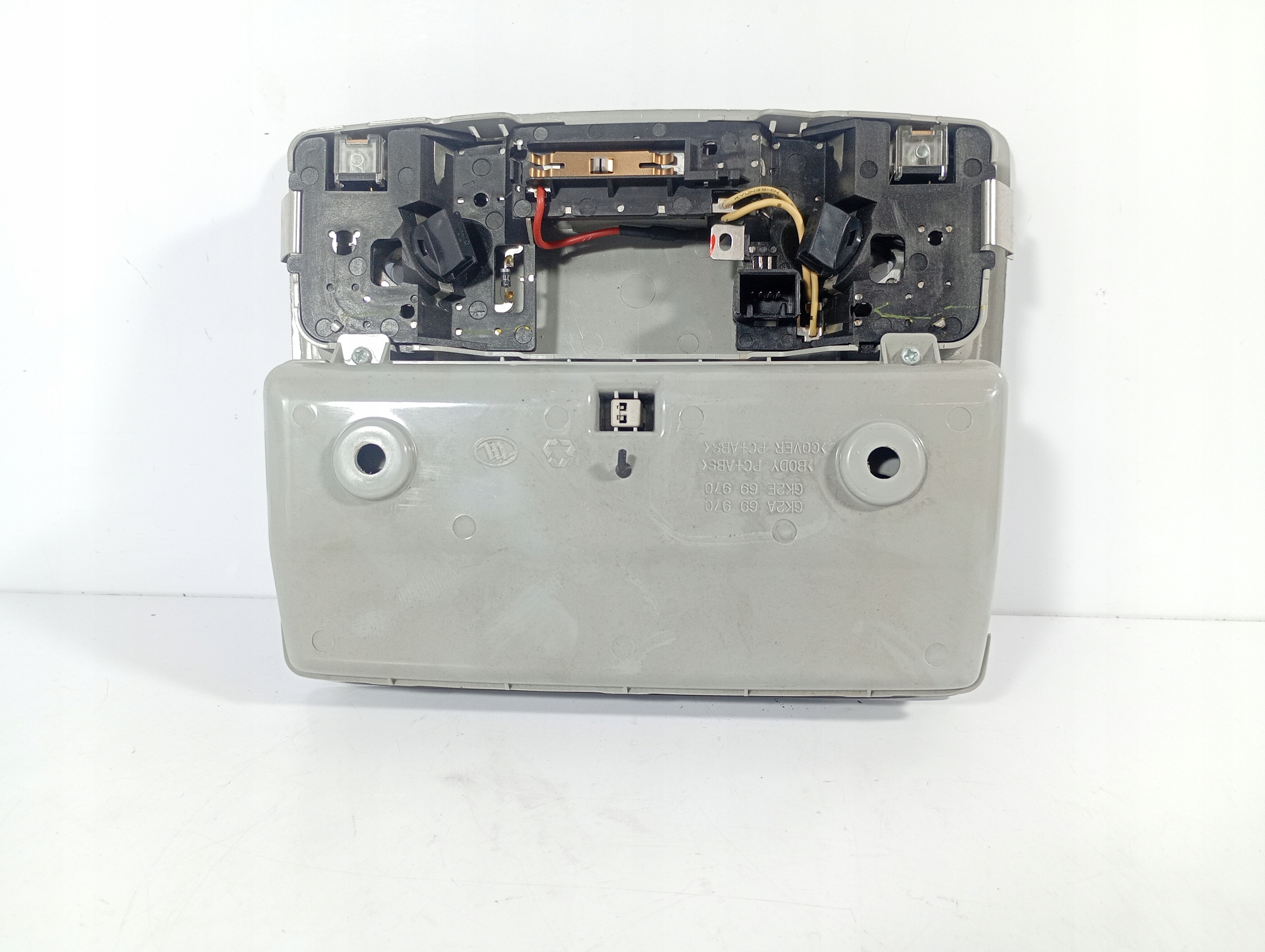 Mazda 5 V 05-10 OSWIETLENIE light inner cabs ZE SCHOWKIEM