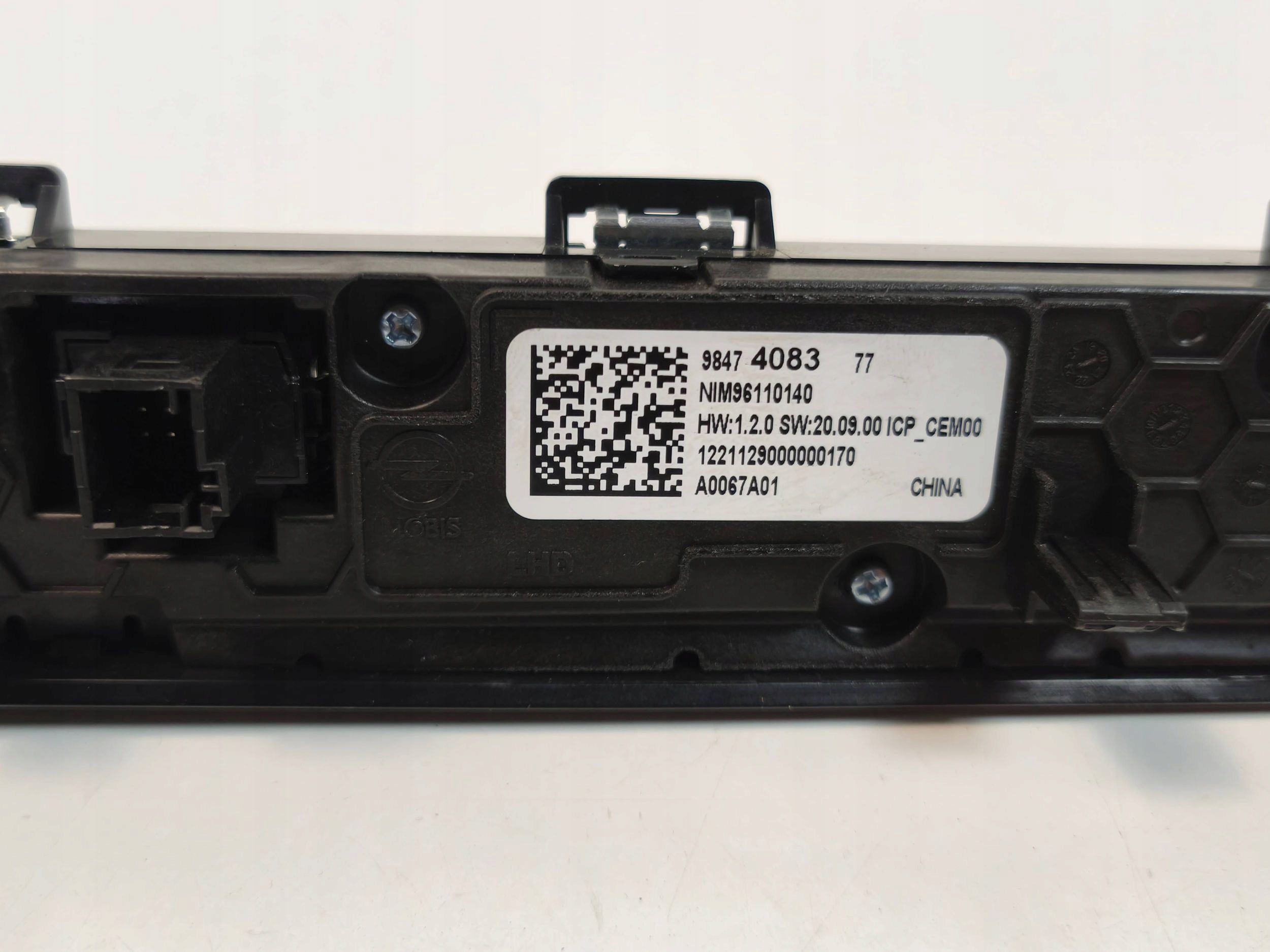 Opel Grandland X Lift PANEL switch RADIA navigation devices 9847408377