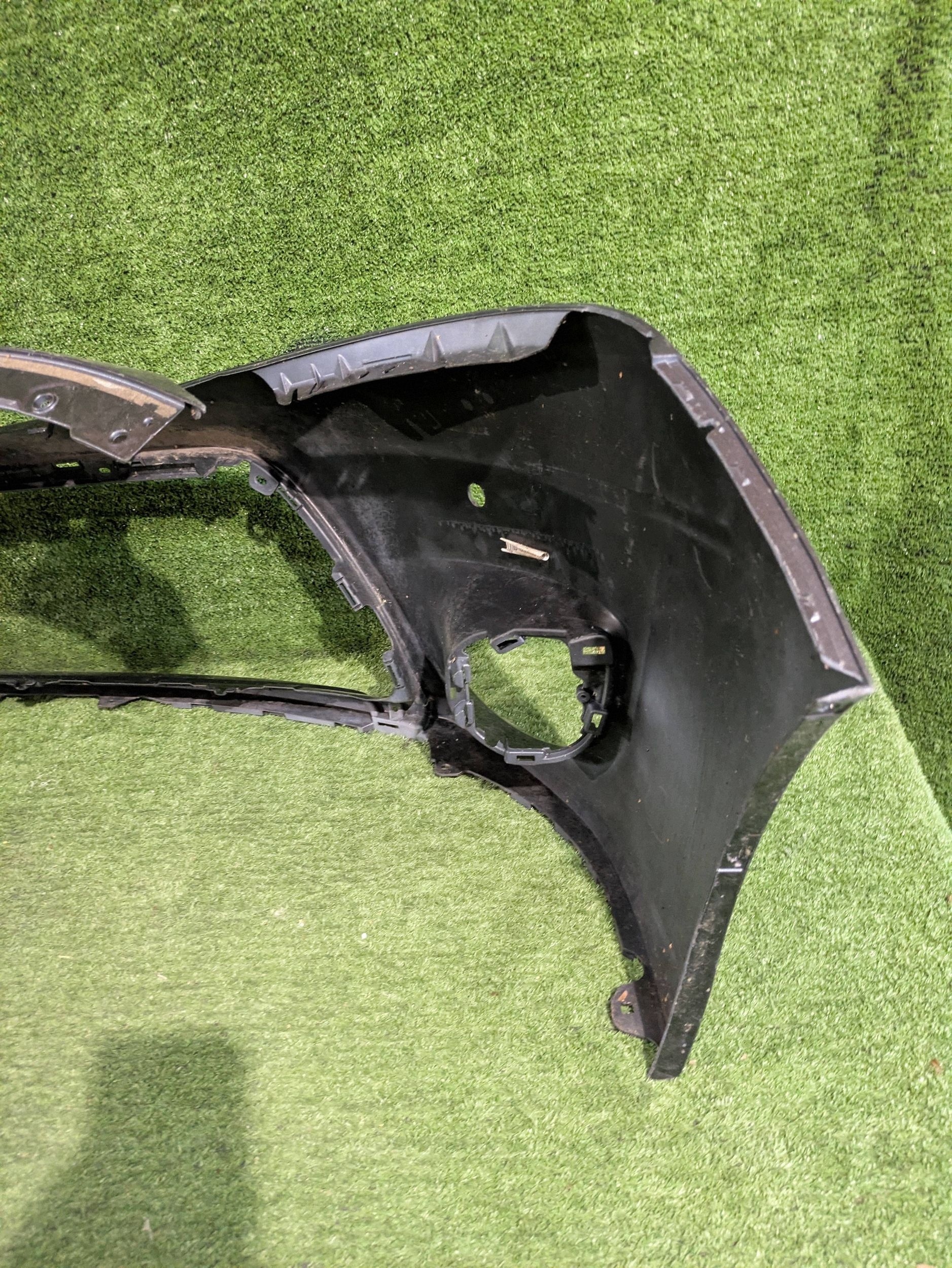 front bumper front TOYOTA VERSO LIFT 13-18 NR.Z9460