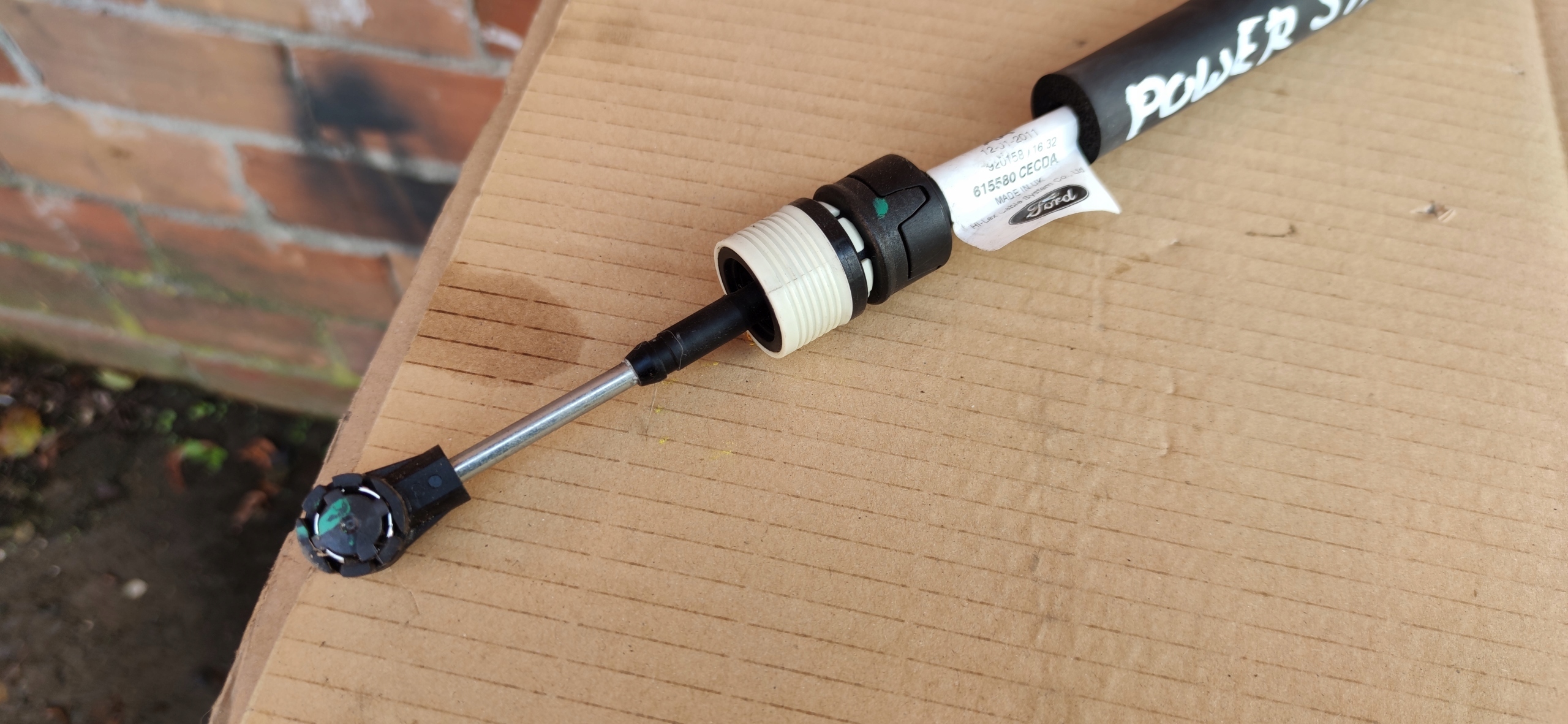 Mondeo MK4 2.0 TDCI LIFT linka biegów powershift Typ silnika Diesel