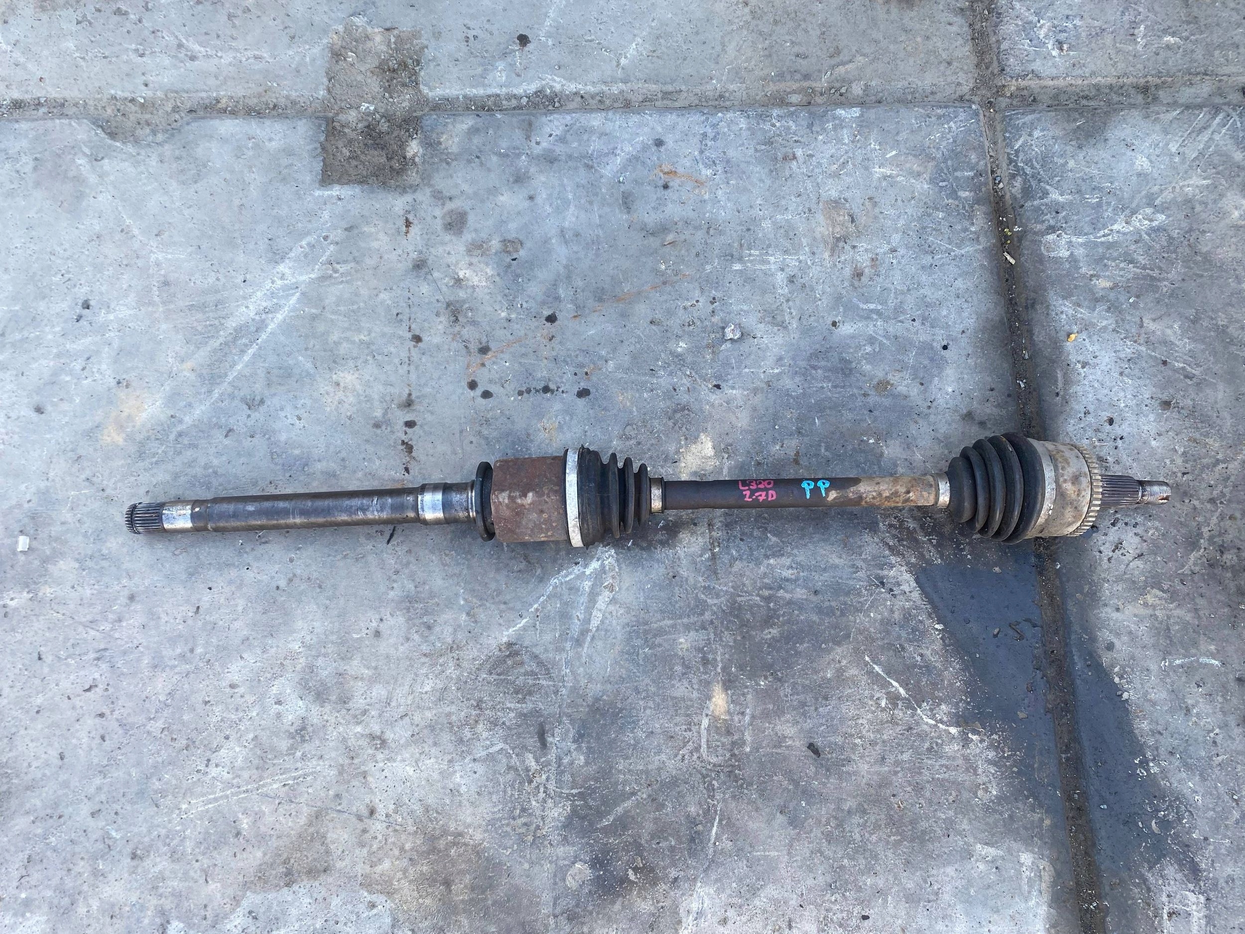 semi-axis right front front RANGE ROVER SPORT L320 (05-13) 2.7 TDV6 AUTOMAT