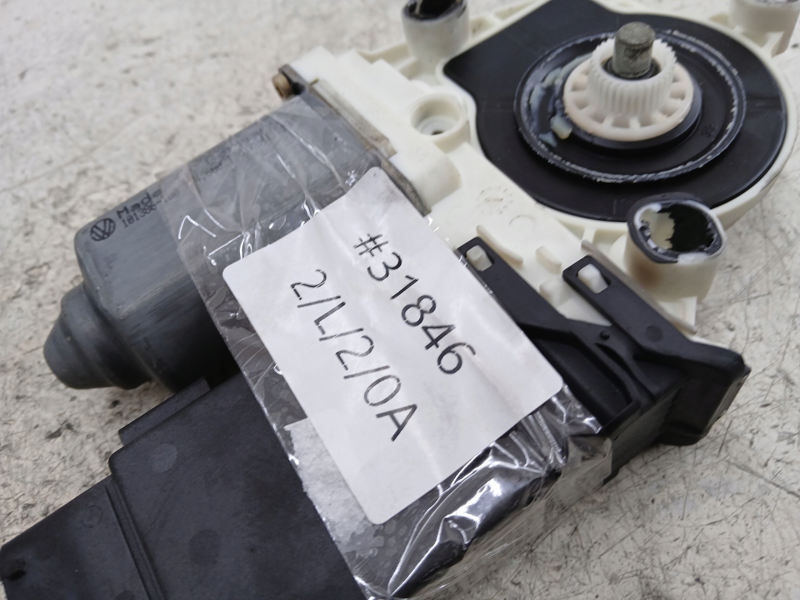 VW GOLF IV mini motor windows right front 1J4837730E