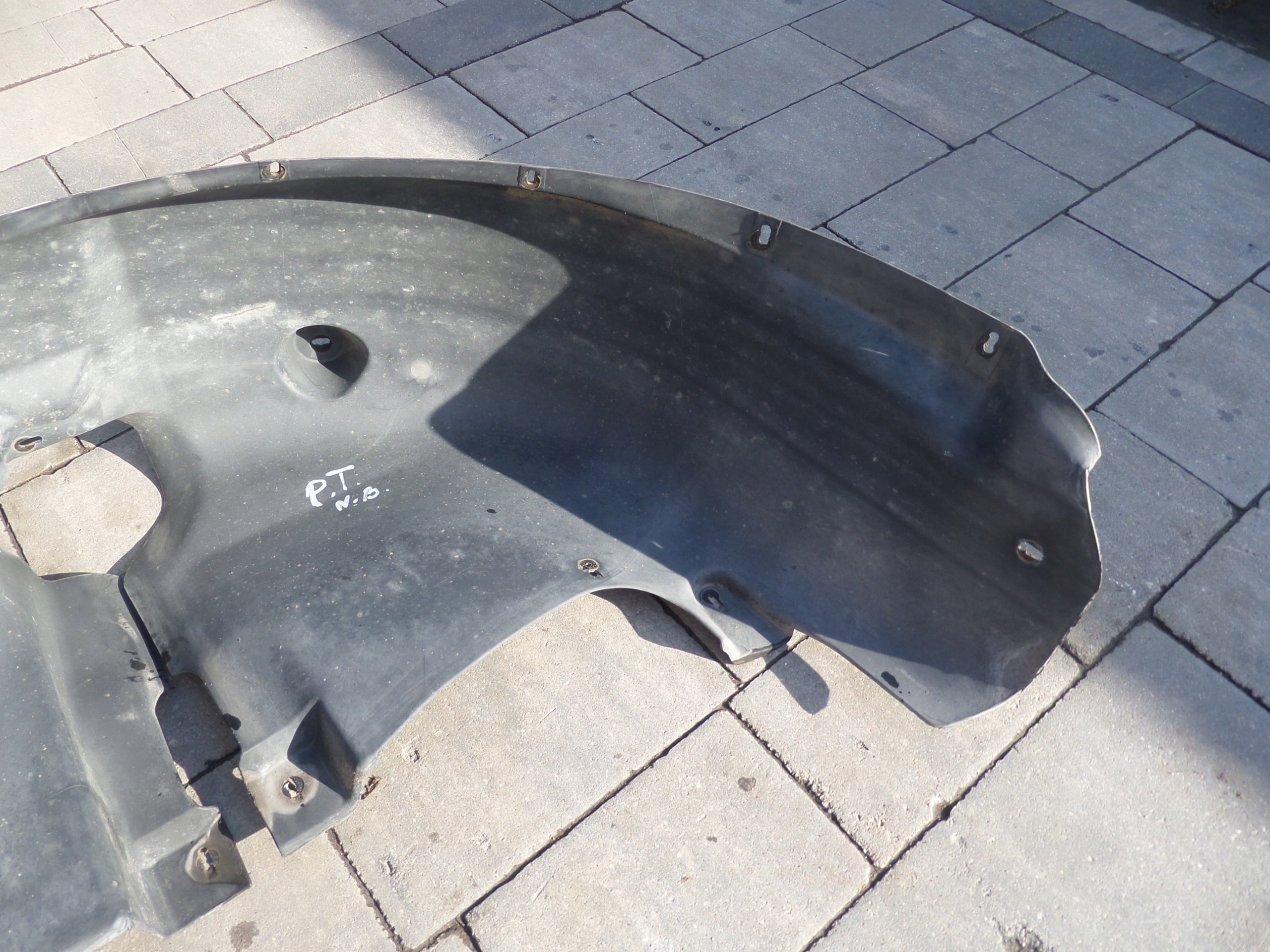 mudguard right rear part rear. VW NEW BEETLE 1C0810972F 98-10 original
