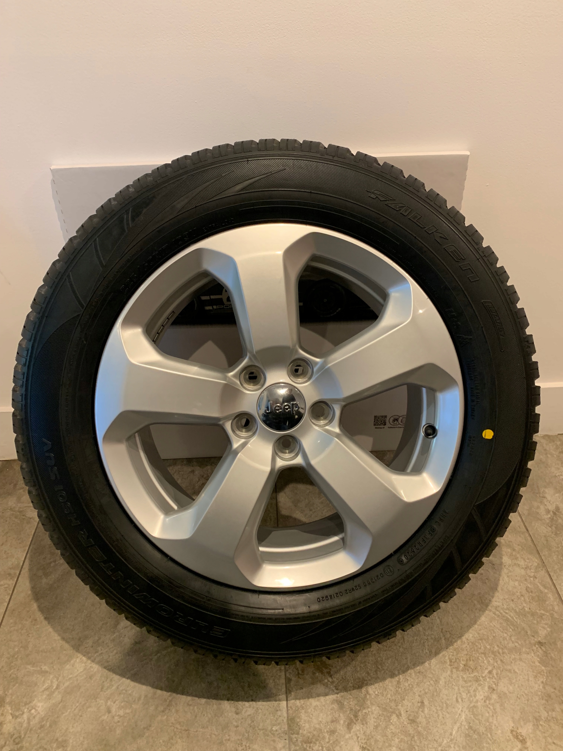 KOLA ZIMOWE R17 ALU OE JEEP COMPASS FALKEN