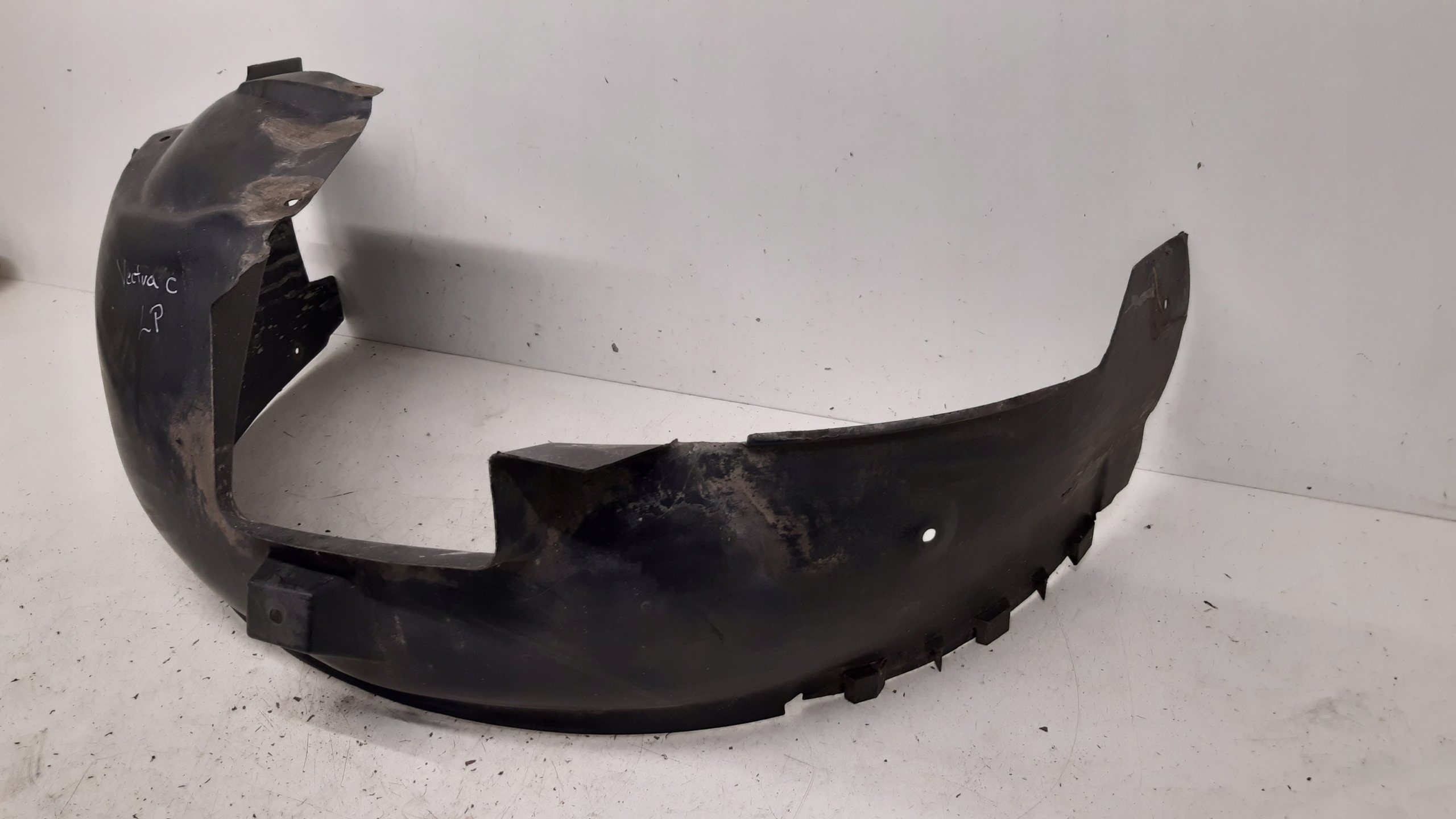 mudguard left front 13183315 Opel Vectra C LIFT