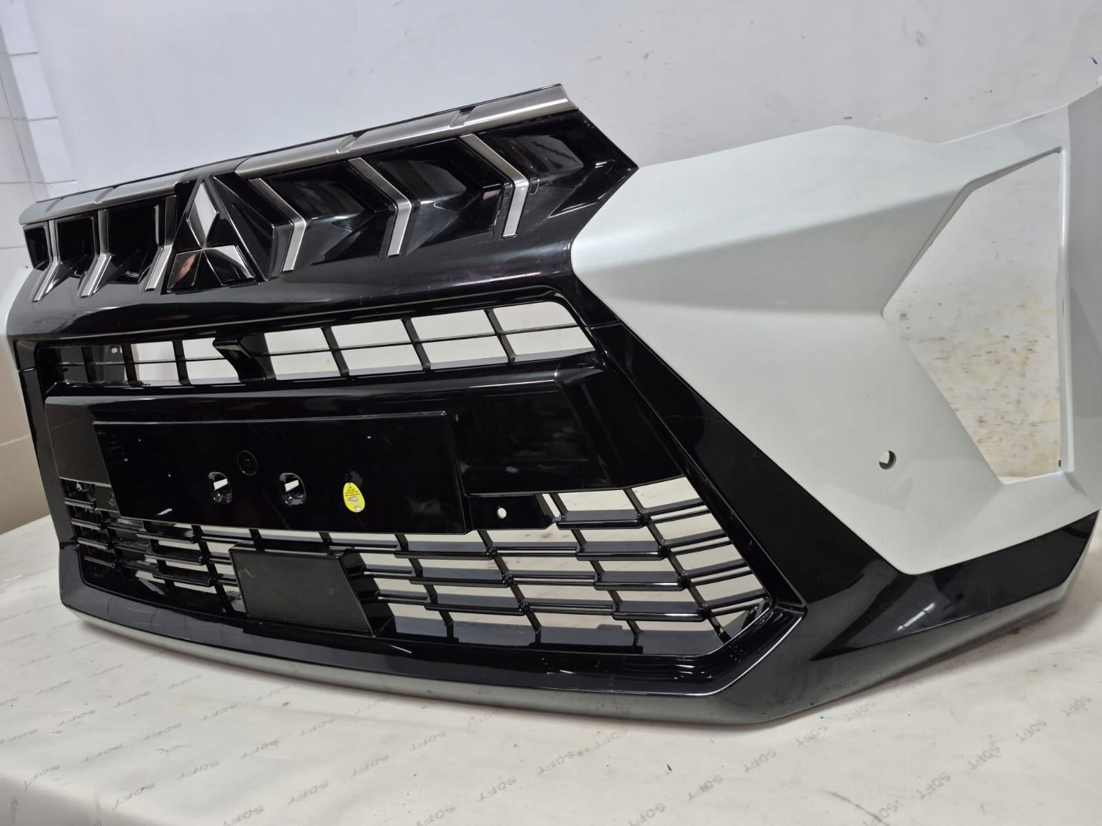 MITSUBISHI ASX II LIFT 24- bumper front front grill PDC 622541496R