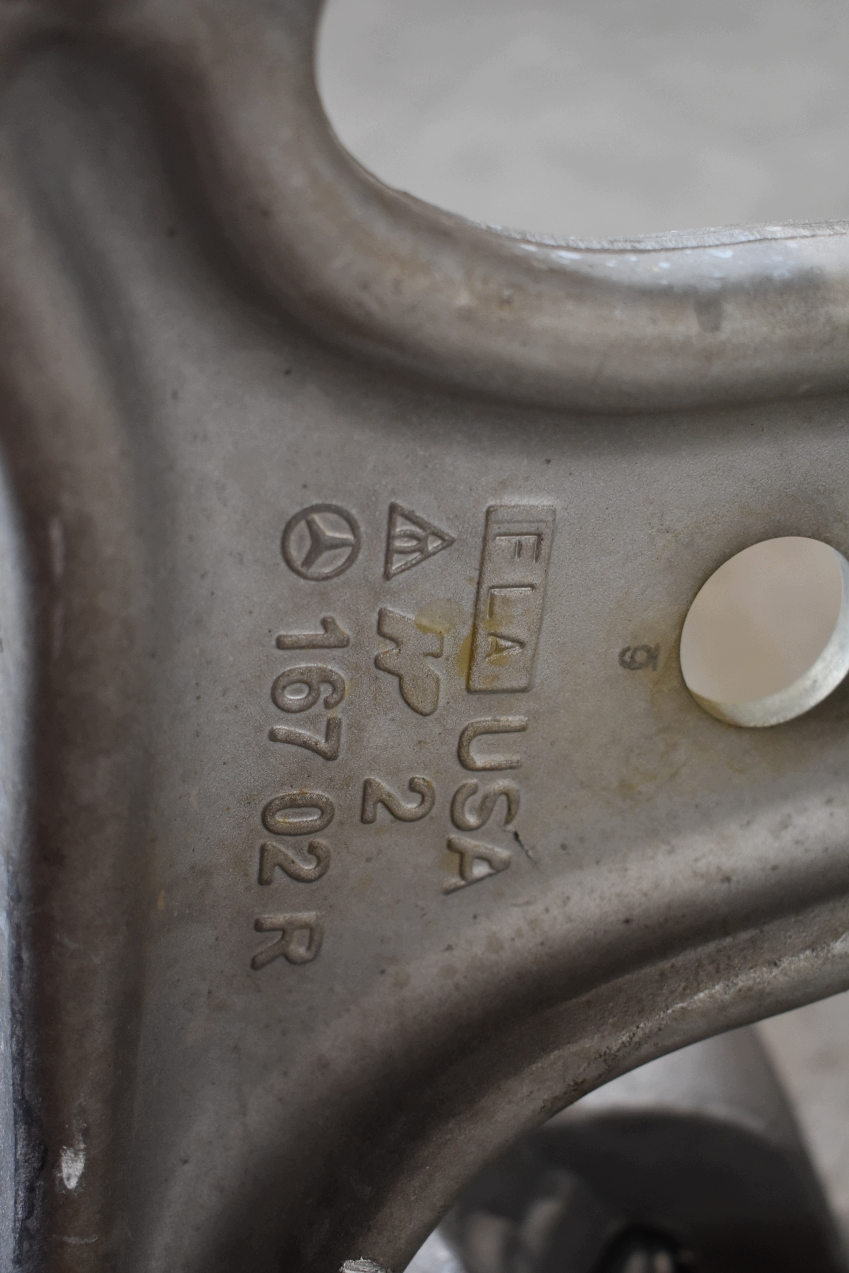 IDEALNE sususpension front front right MERCEDES GLS X167 1