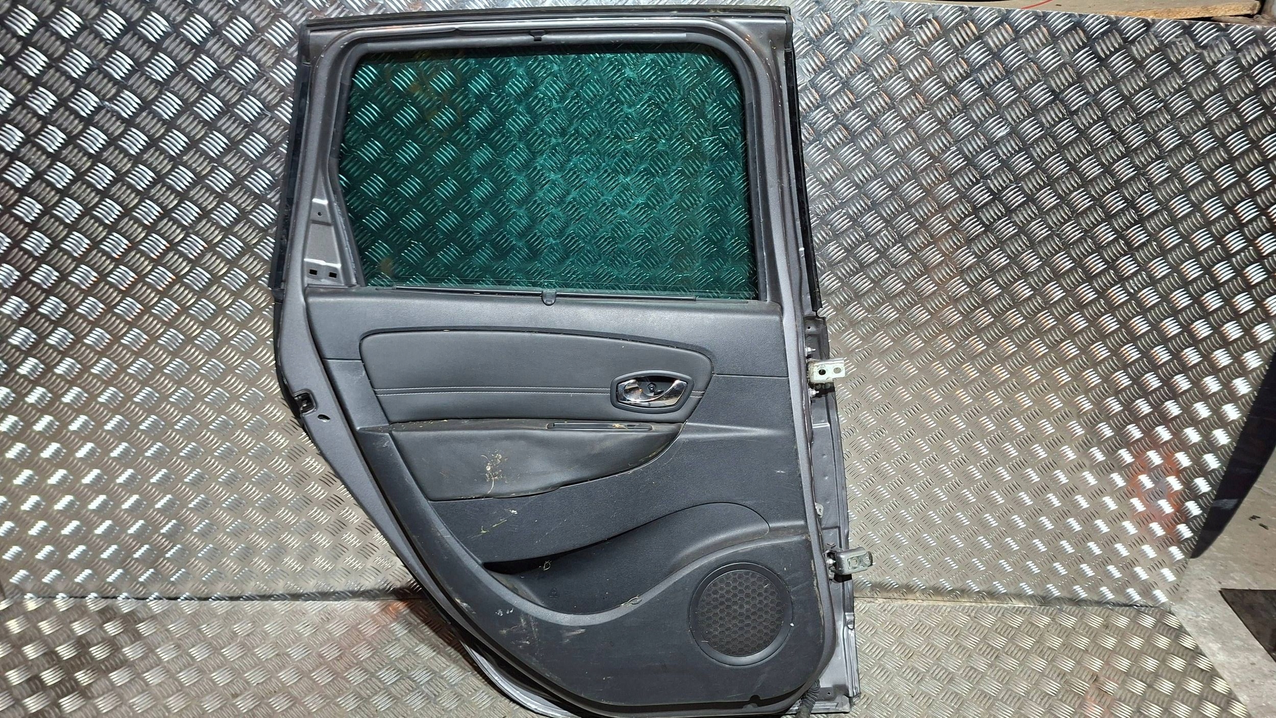 door left rear part RENAULT SCENIC III 2009