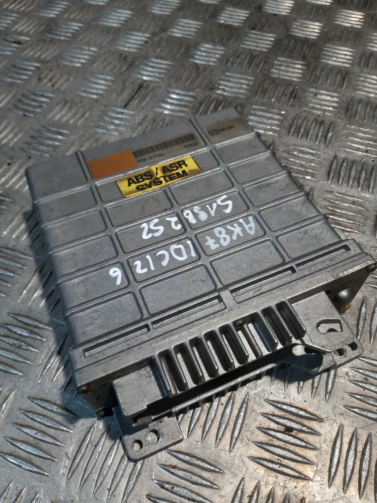 control unit ABS ASR BOSCH 265151302