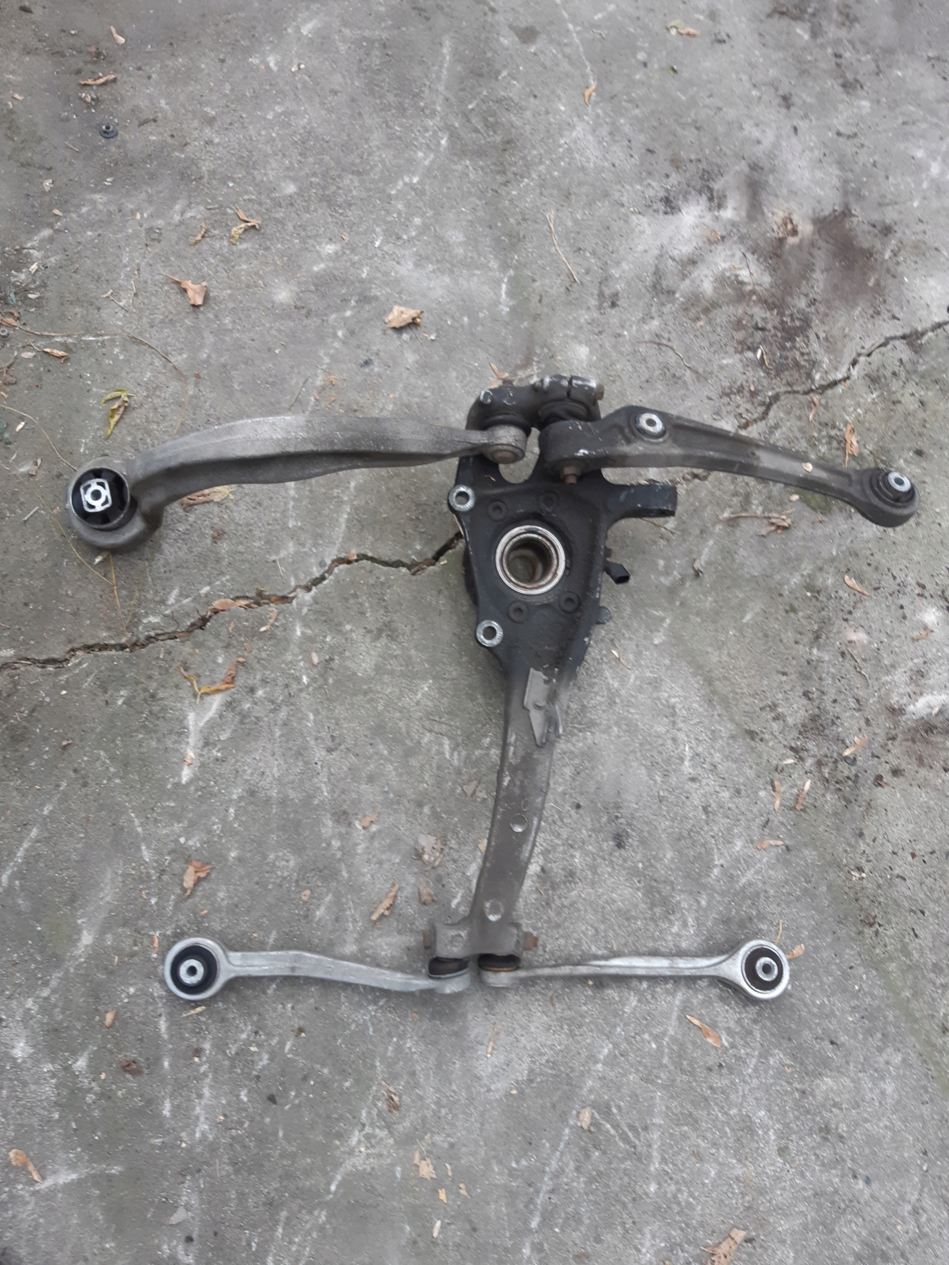 AUDI A4 B8 A5 8T A6 C7 A7 swing right right front 8K0407258L