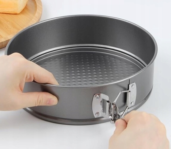 BLACHA TORTOWNICA FORMA DO PIECZENIA BISZKOPTU OKRĄGŁA 18 cm Kod producenta BLACHA TORTOWNICA FORMA DO PIECZENIA