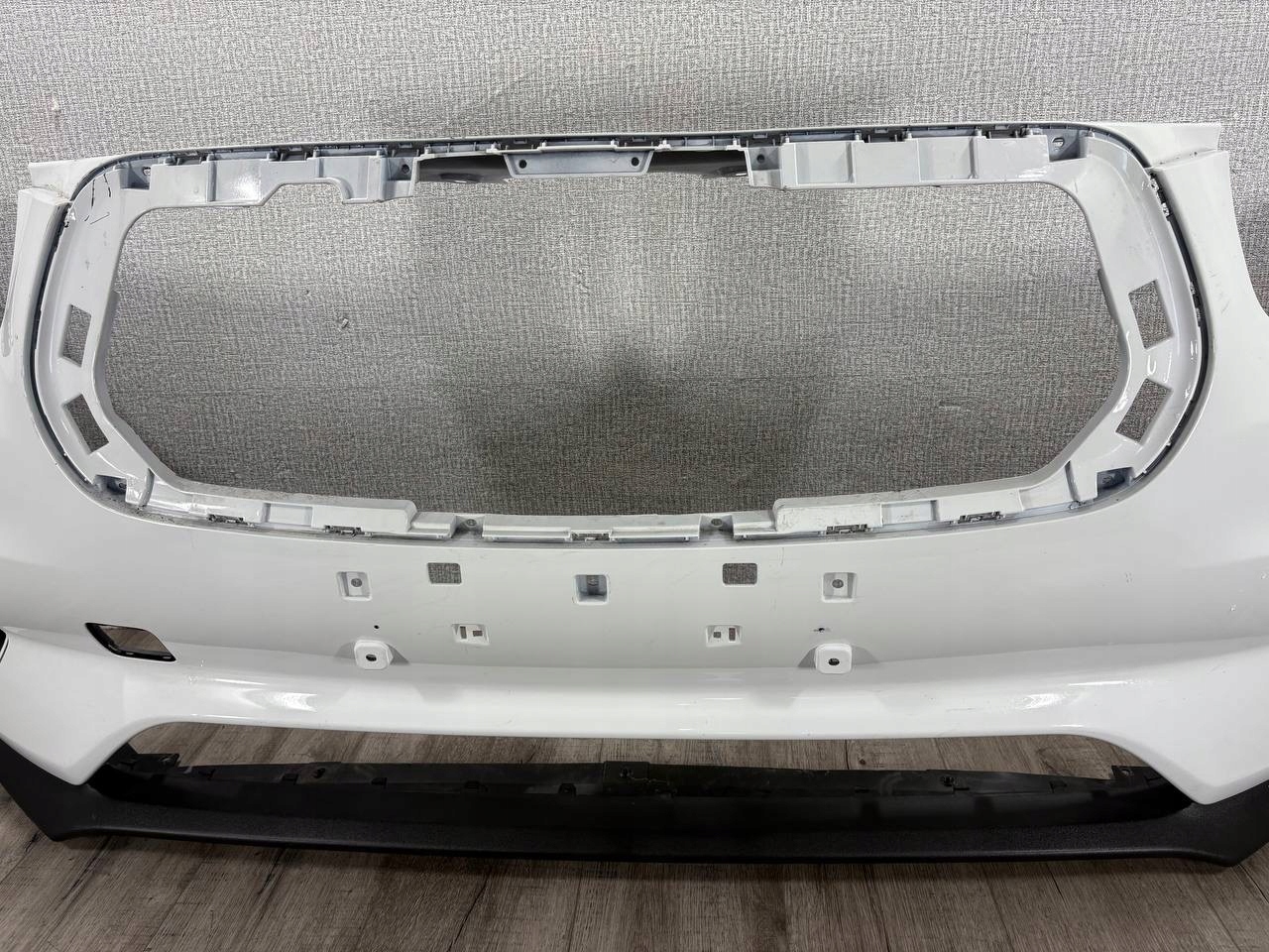 LEAPMOTOR T03 2020-> bumper front 6002680763