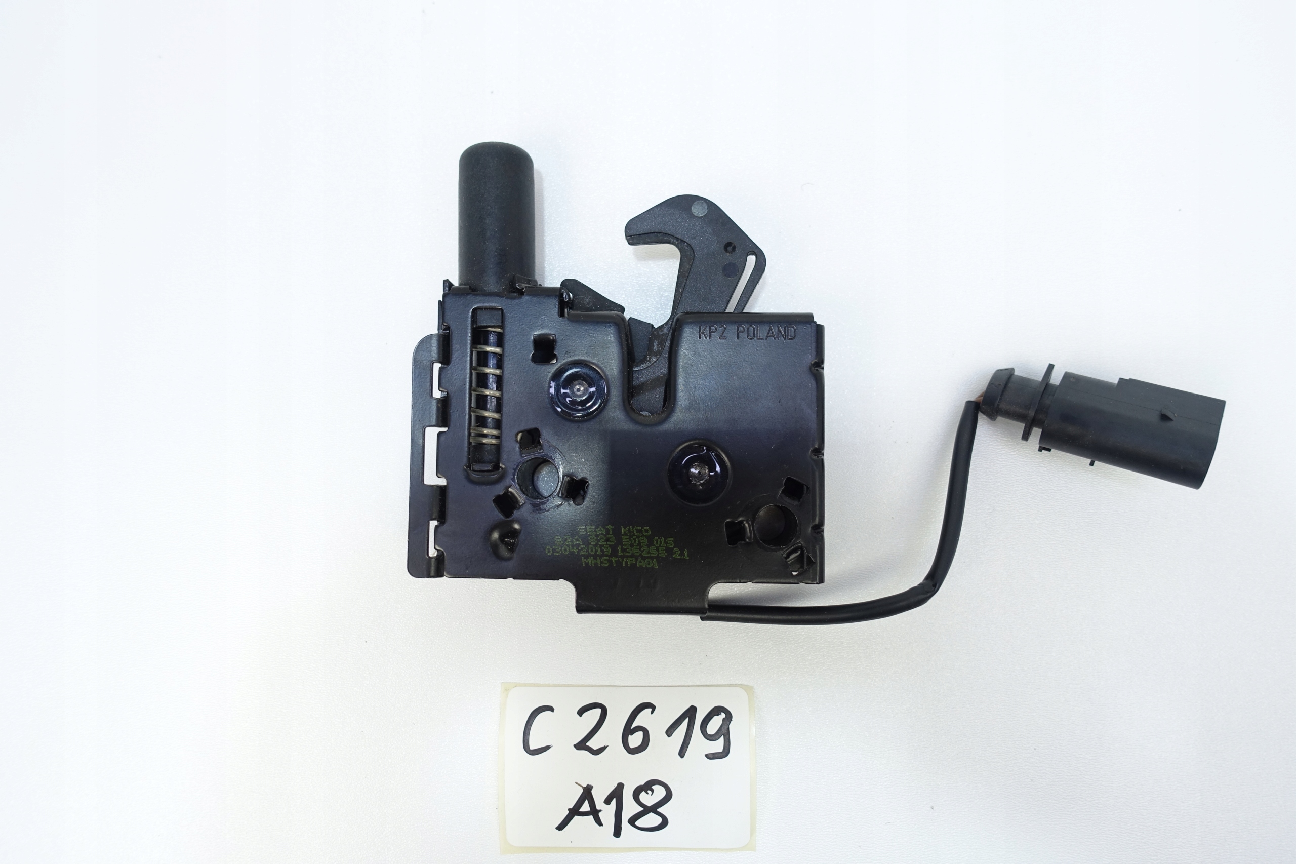 Serrure capot Avant du capot AUDI A1 82A 19