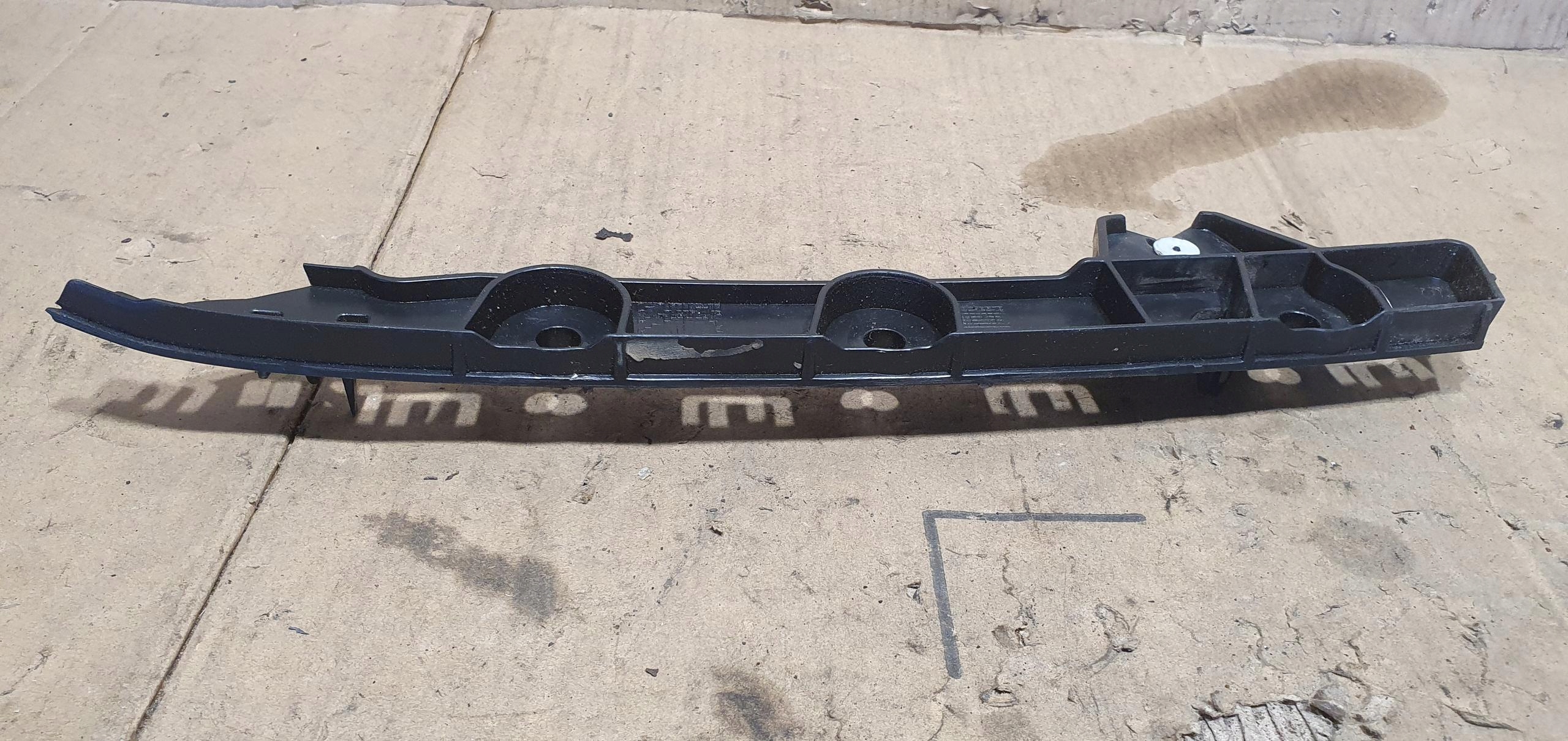 bumper bracket right front front CITROEN C4 PICASSO II 9677310230