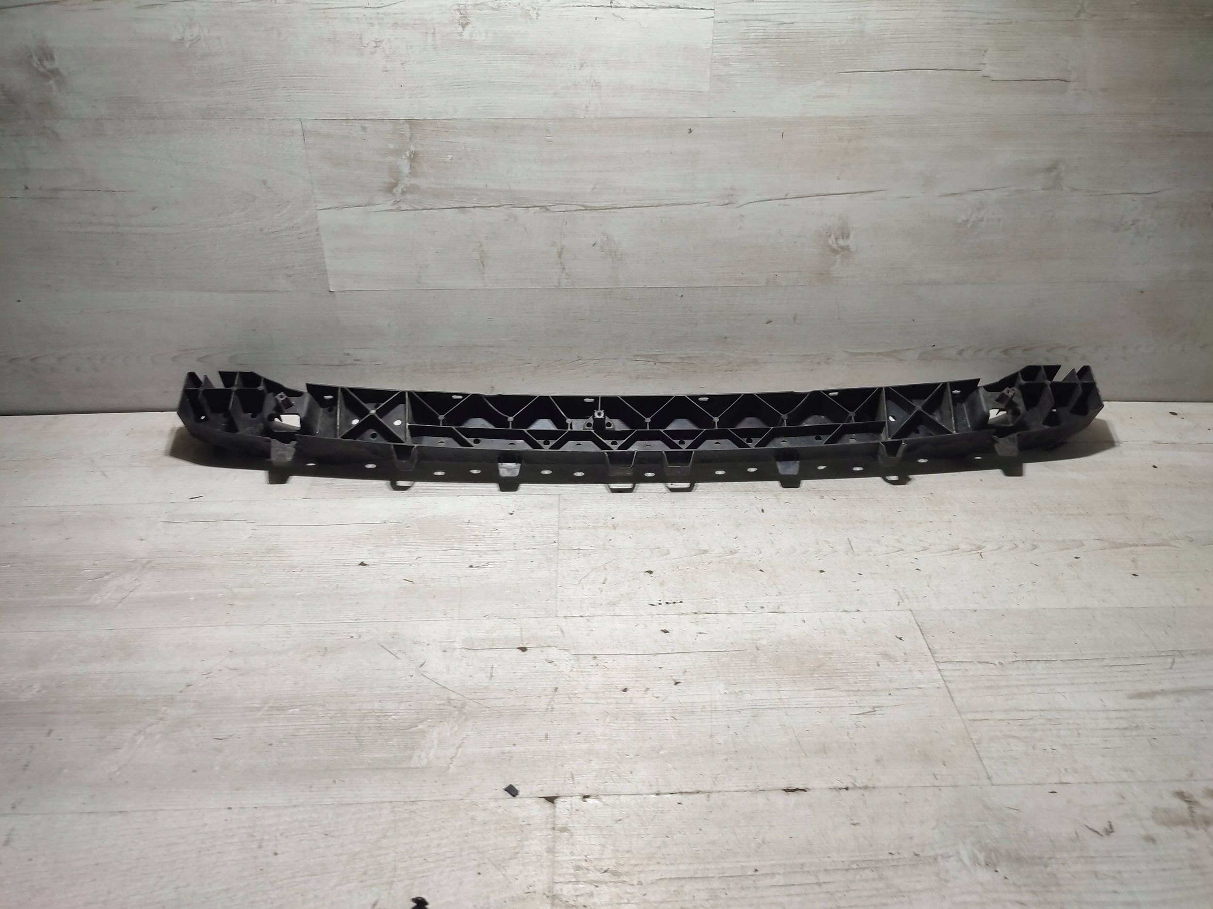 Peugeot 2008 II 2020 Poignée / Support plaque Pare choc Avant