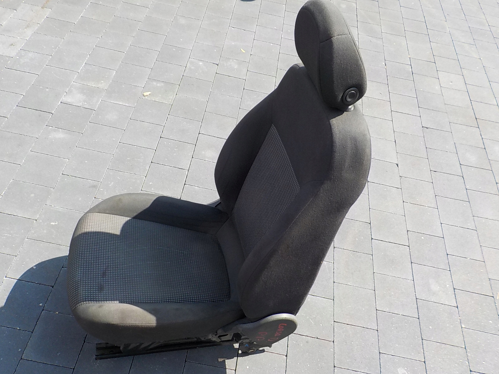 opel CORSA d кресло правый