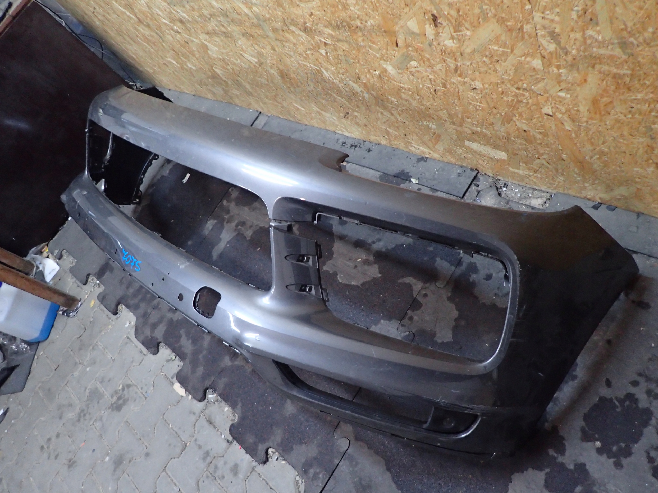 nárazník předek PORSCHE CAYENNE III 3 18