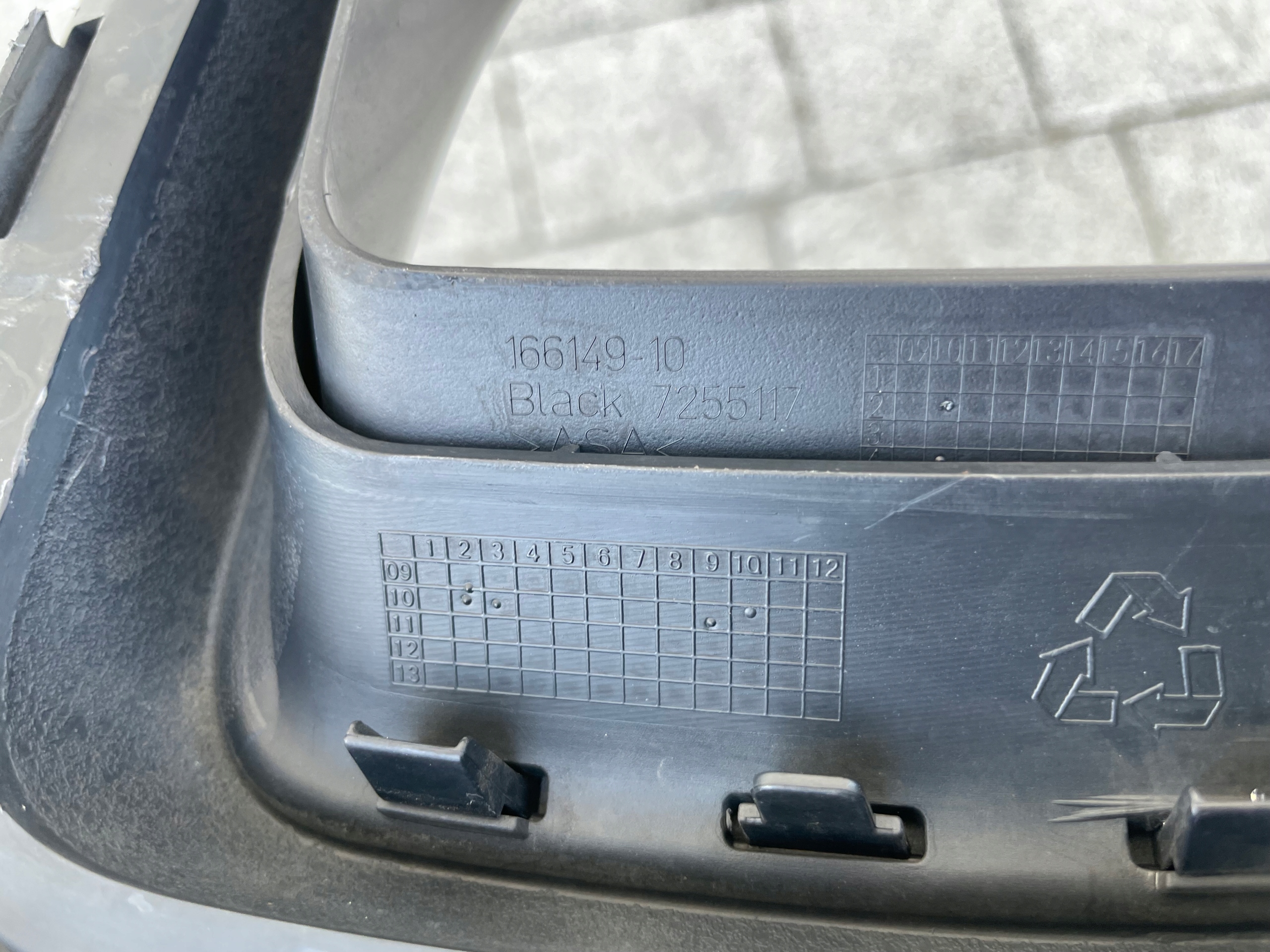 MINI COOPER S R55 R56 mřížka nárazníku maska předek