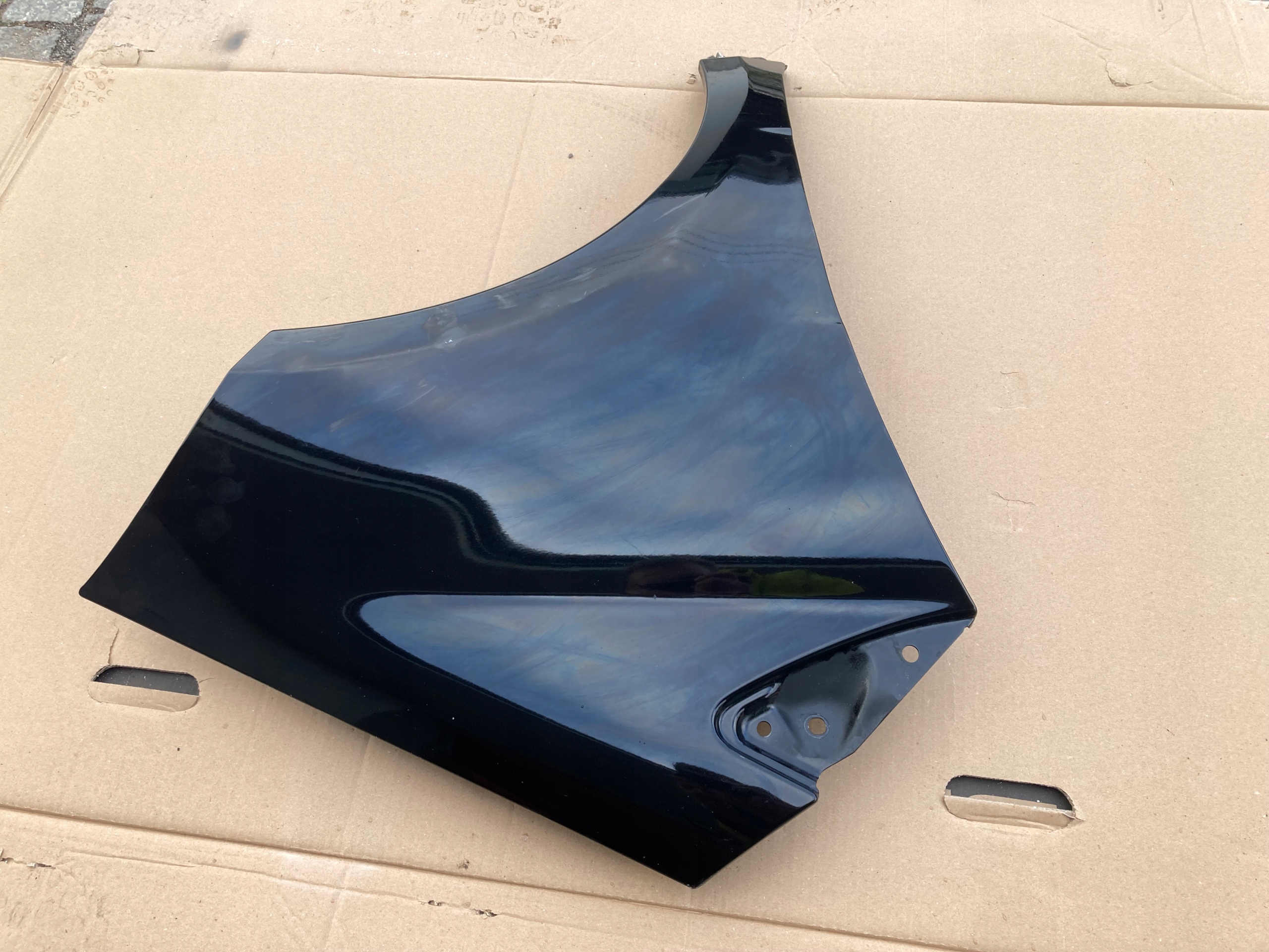 fender right front Mercedes A W169 696 04-08r.