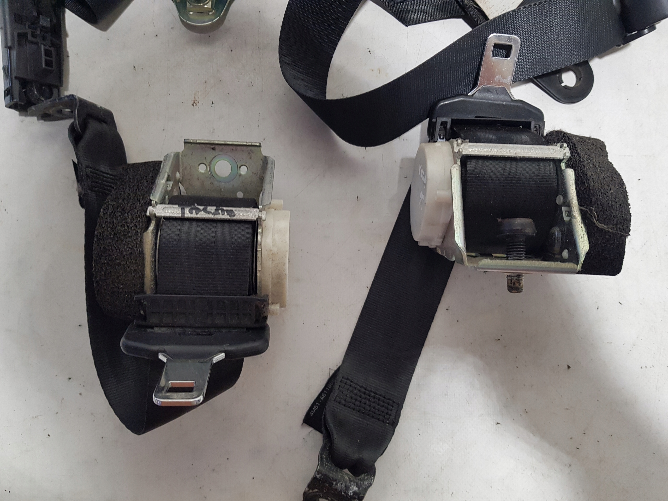 tension belts front rear part left right KOMPLET FORD KUGA MK1