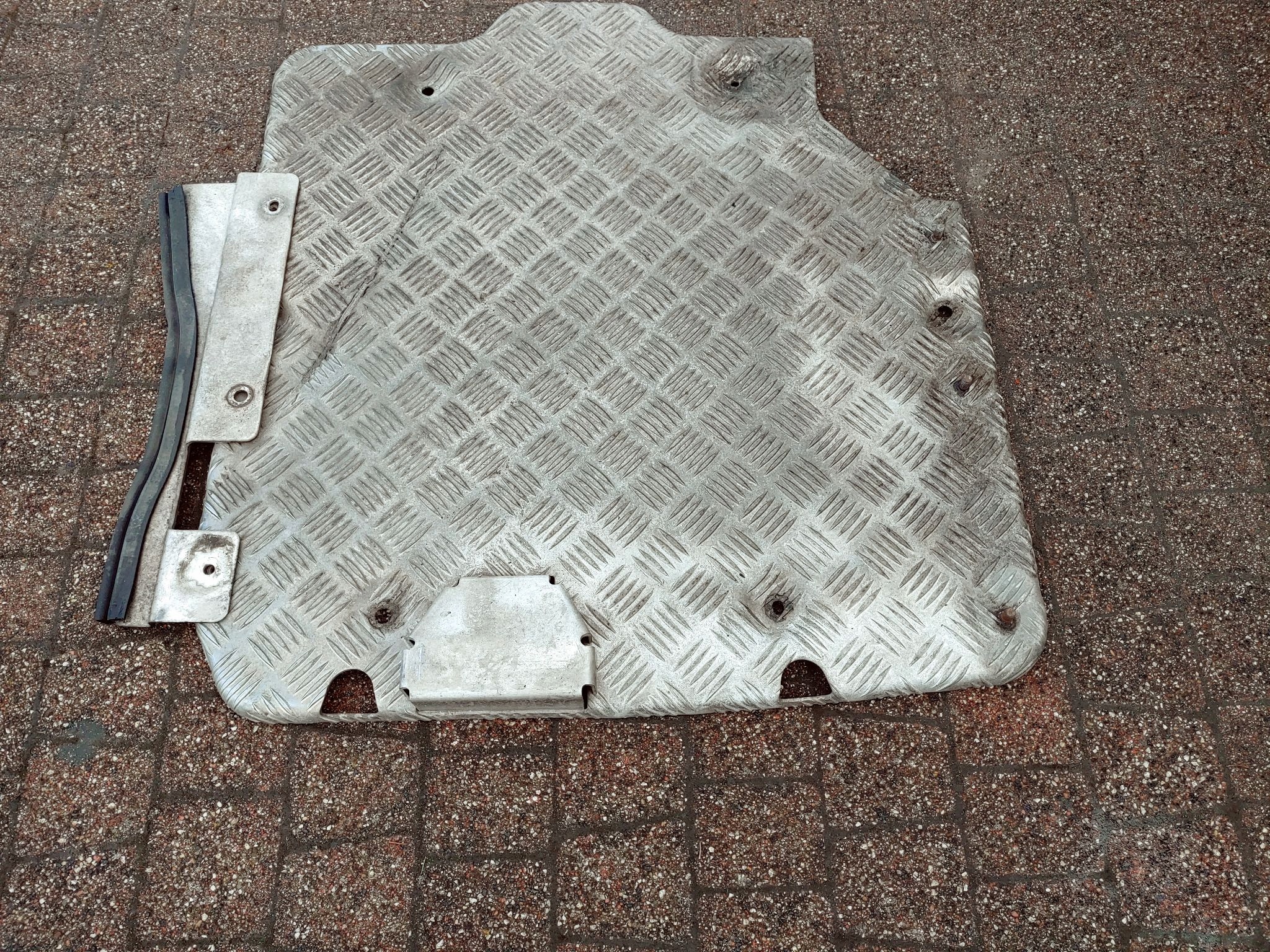 Blacha katalizatora Scania R Euro 6 2068817