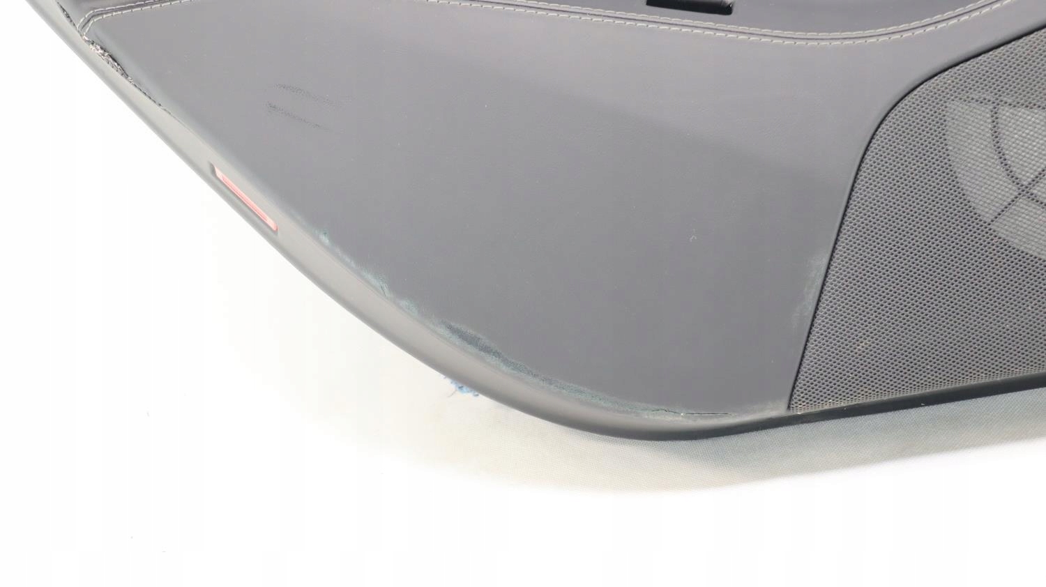 TESLA MODEL S LIFT TAPICERKA BOCZKU DRZWI TYŁ LEWA Producent części Tesla