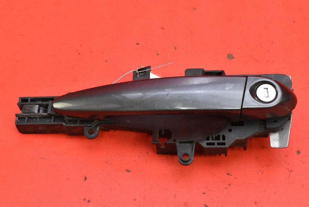 klika levá předek přední SPARKLING GRAPHITE METALLIC A22/7 BMW E87 04-07