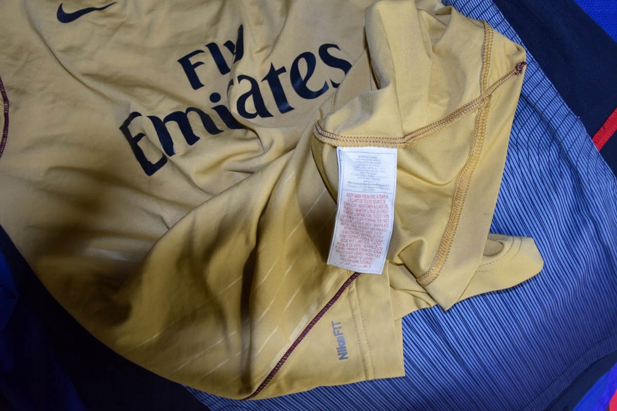 Nike Arsenal Londyn koszulka klubowa XLB 158-170 Kod producenta 441212121212221221222