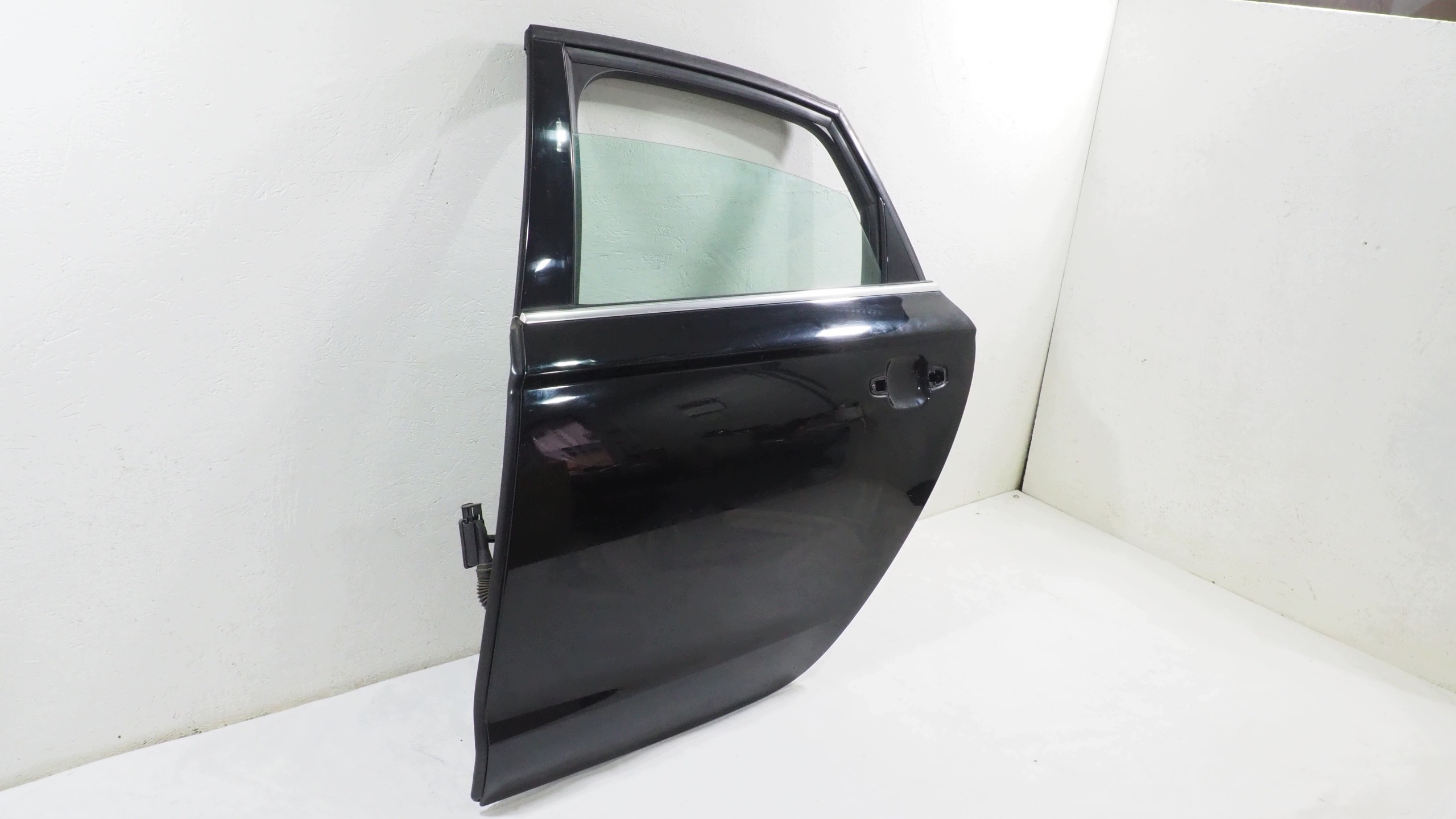 Audi A6 C7 4G sedan door left rear part rear. LY9B