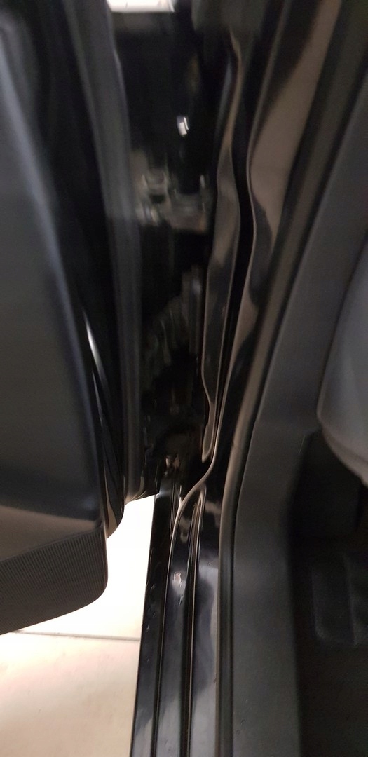 VW TOURAN ZAWIAS DRZWI PRZOD PRZEDNI PRAWY