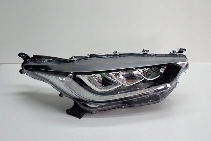 TOYOTA YARIS IV LED 20- reflektor right light right