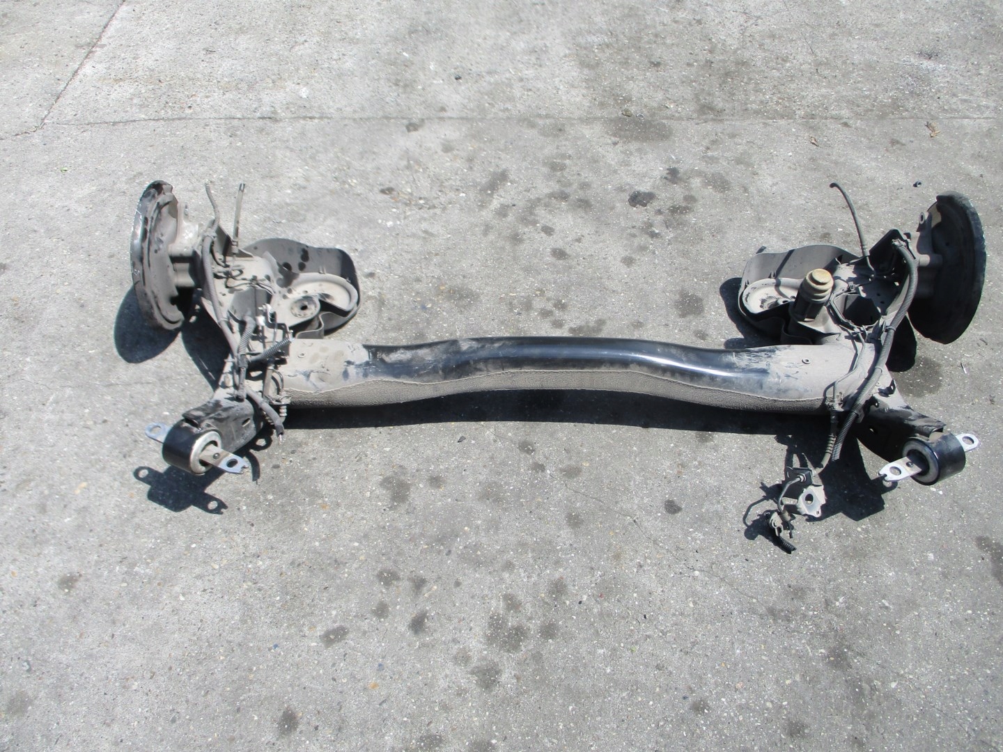 Oś tylna Citroen C5 AIRCROSS 1,6HDI 19R