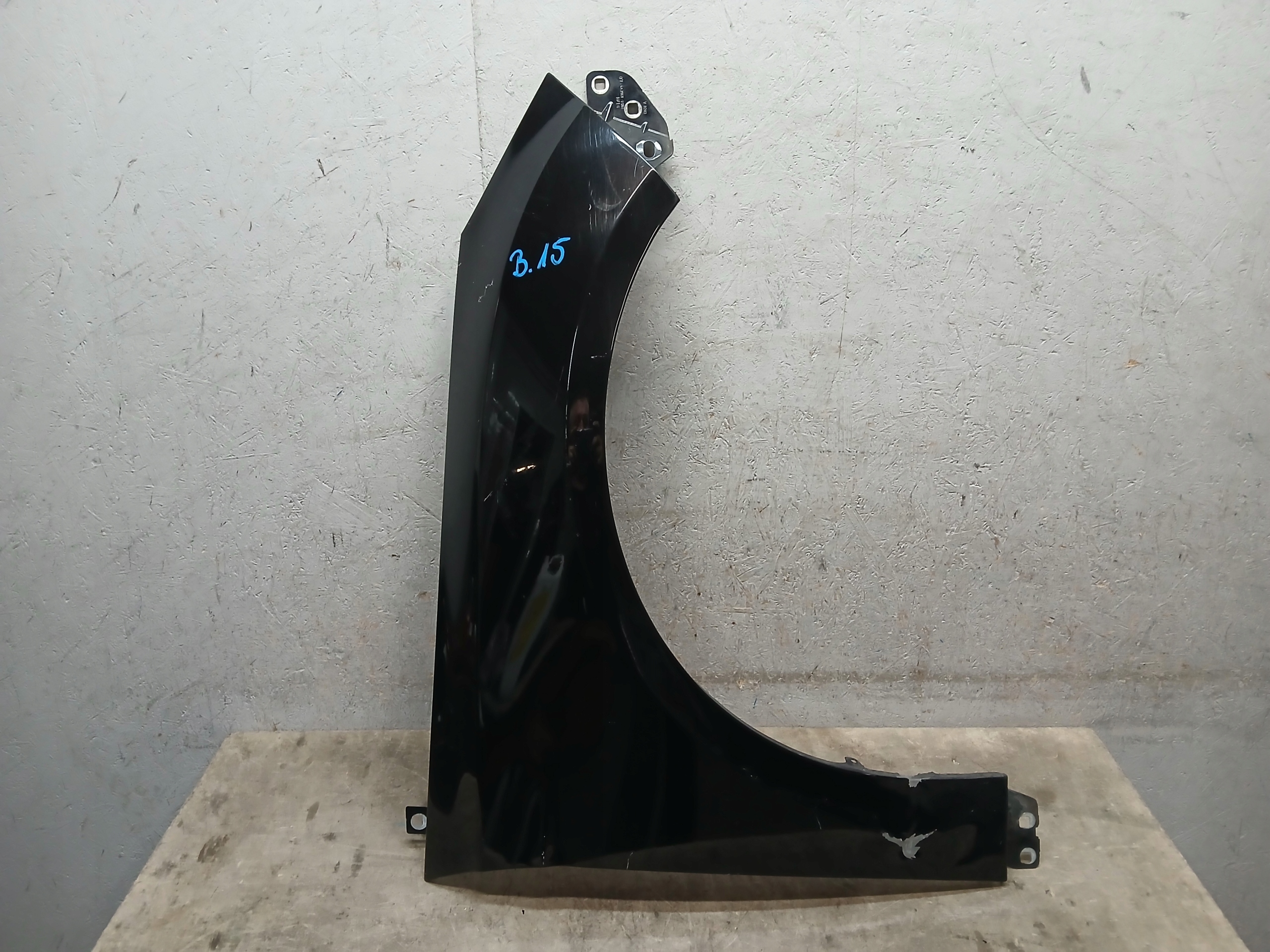 fender front right FORD FOCUS MK3 11